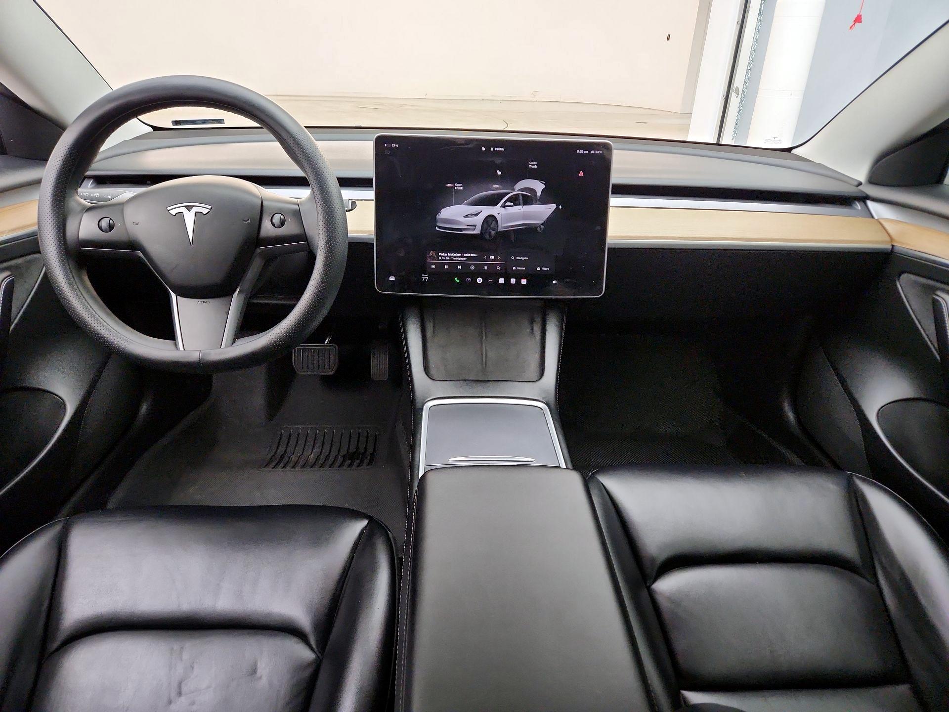 Thumbnail: 2023 Tesla Model 3 - 9