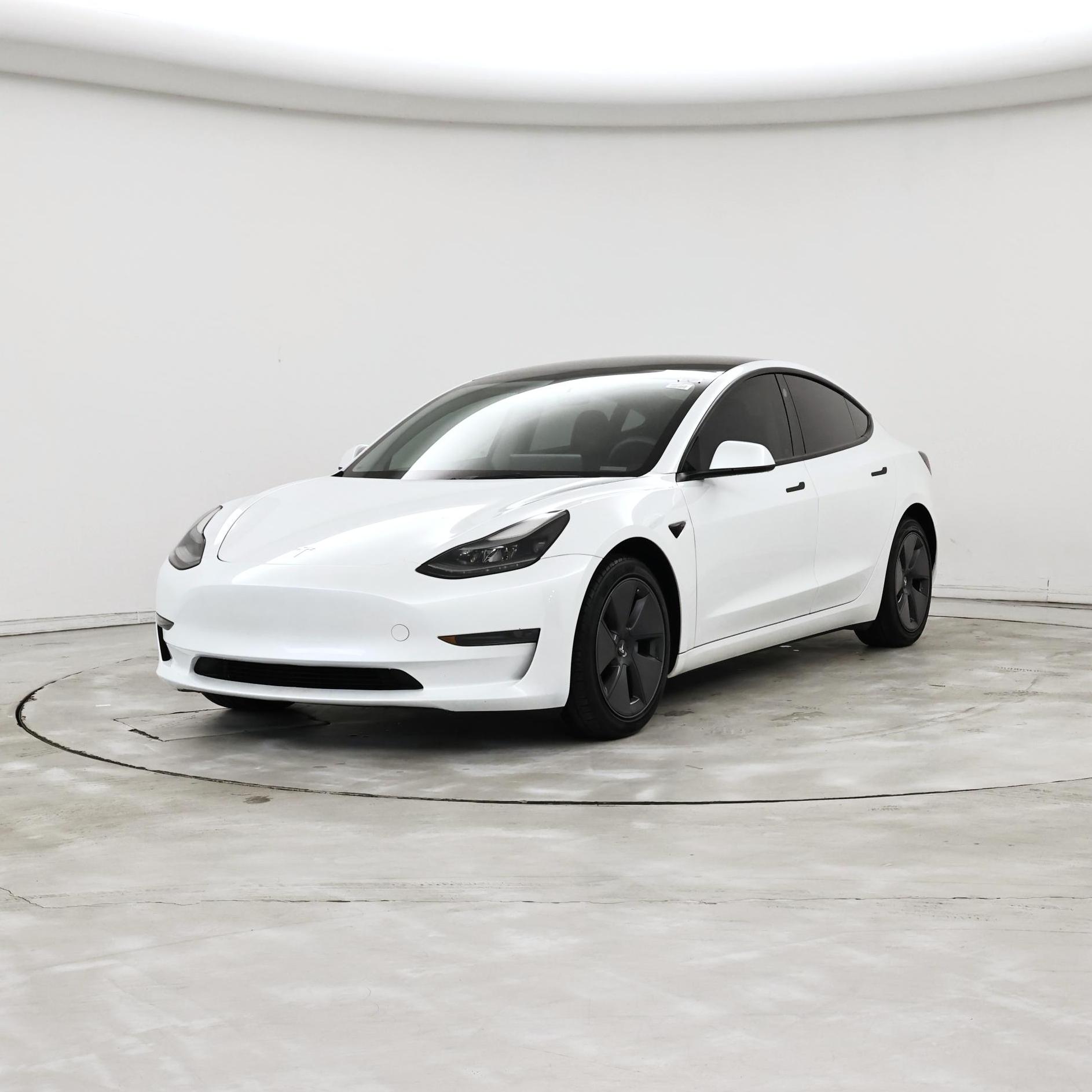 Thumbnail: 2023 Tesla Model 3 - 4
