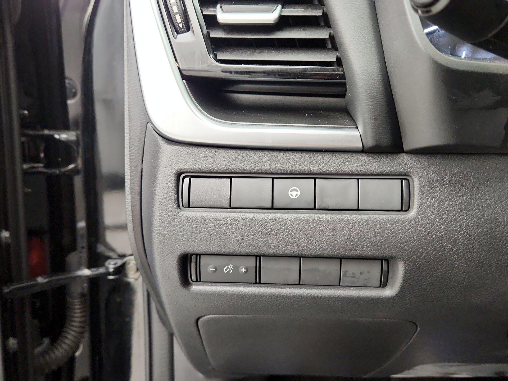 Thumbnail: 2022 Nissan Rogue - 13