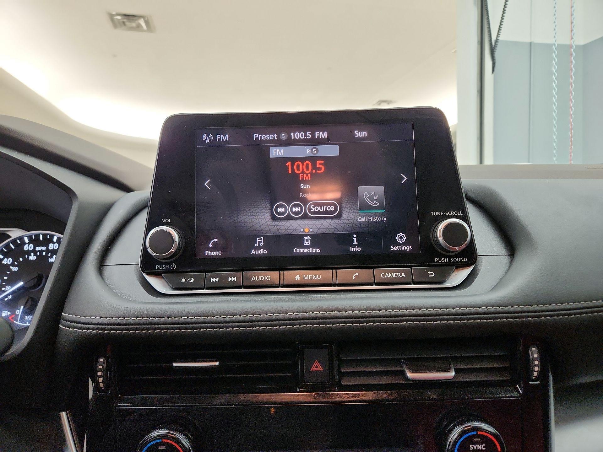 Thumbnail: 2022 Nissan Rogue - 15