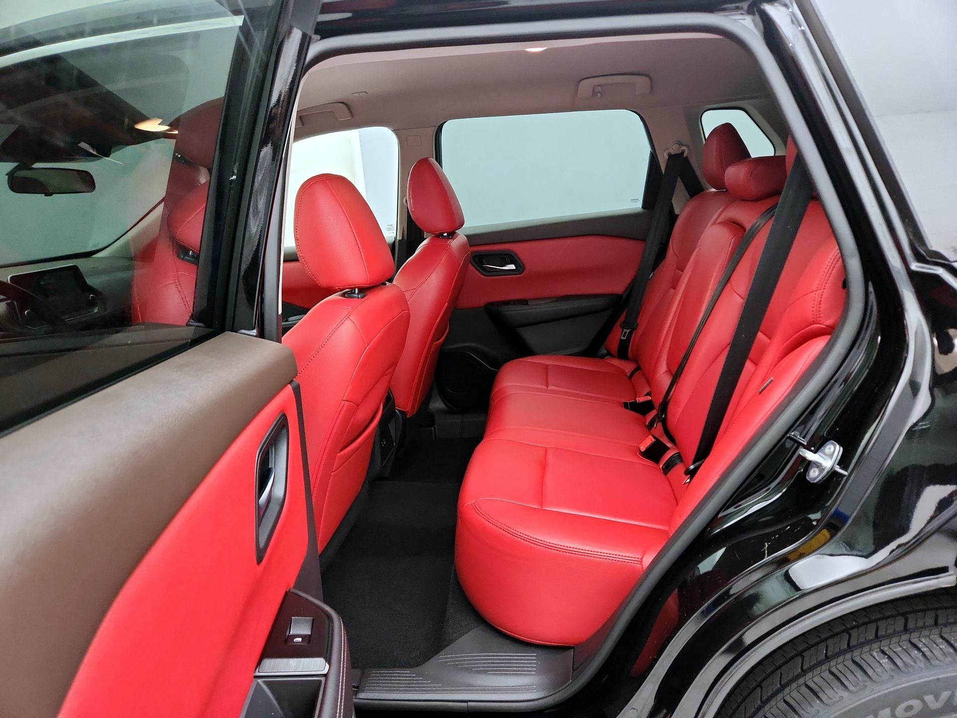 Thumbnail: 2022 Nissan Rogue - 19