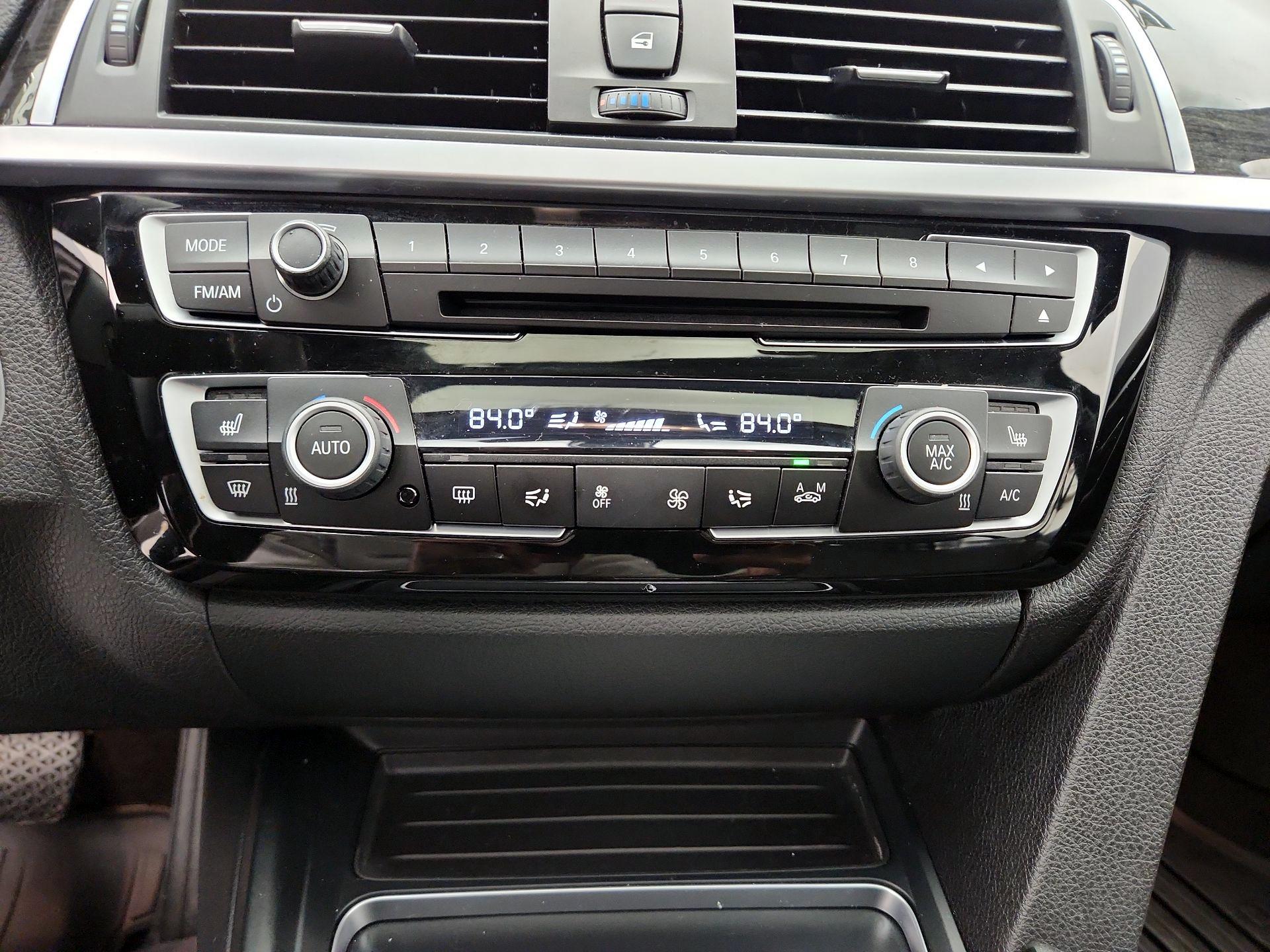 Thumbnail: 2018 BMW 3 Series - 17