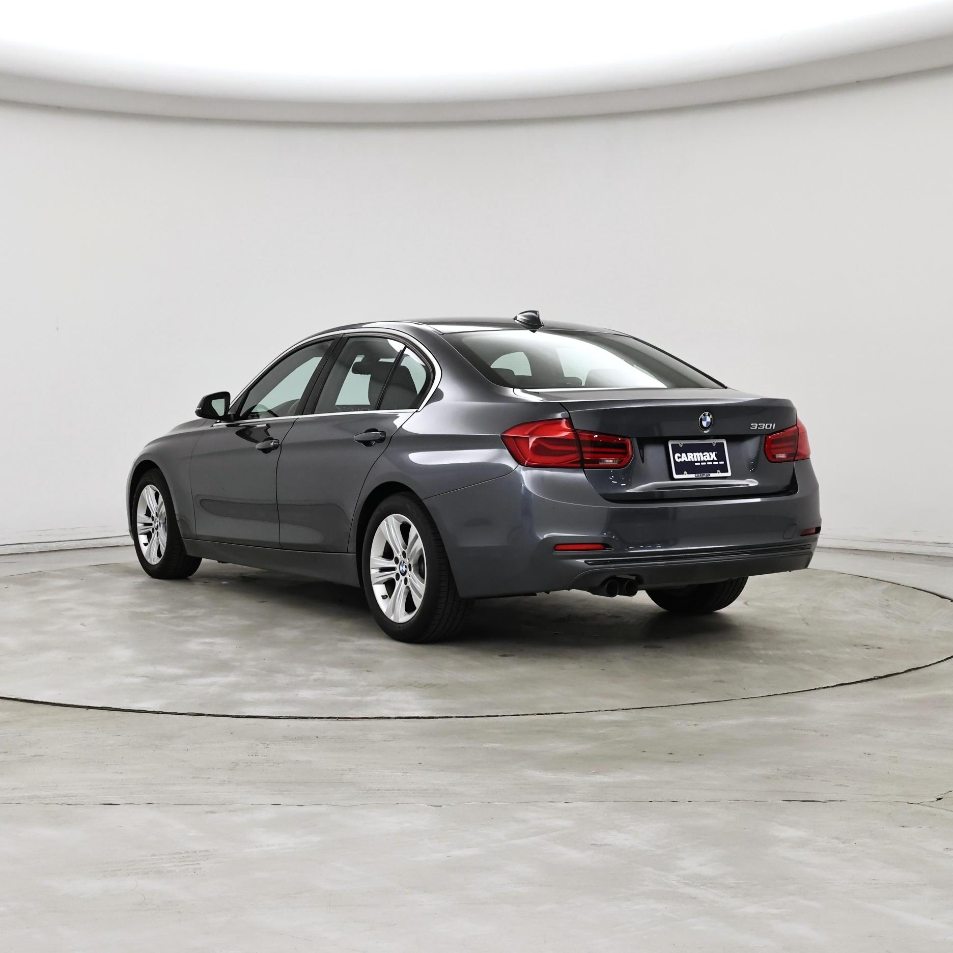 Thumbnail: 2018 BMW 3 Series - 2