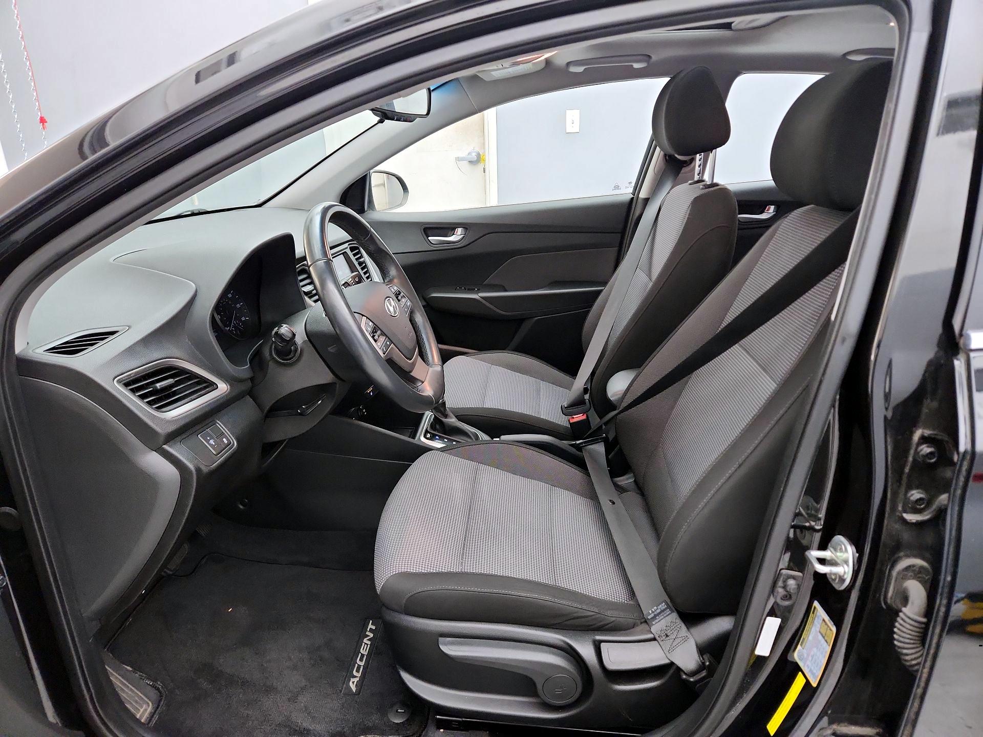 Thumbnail: 2018 Hyundai Accent - 11