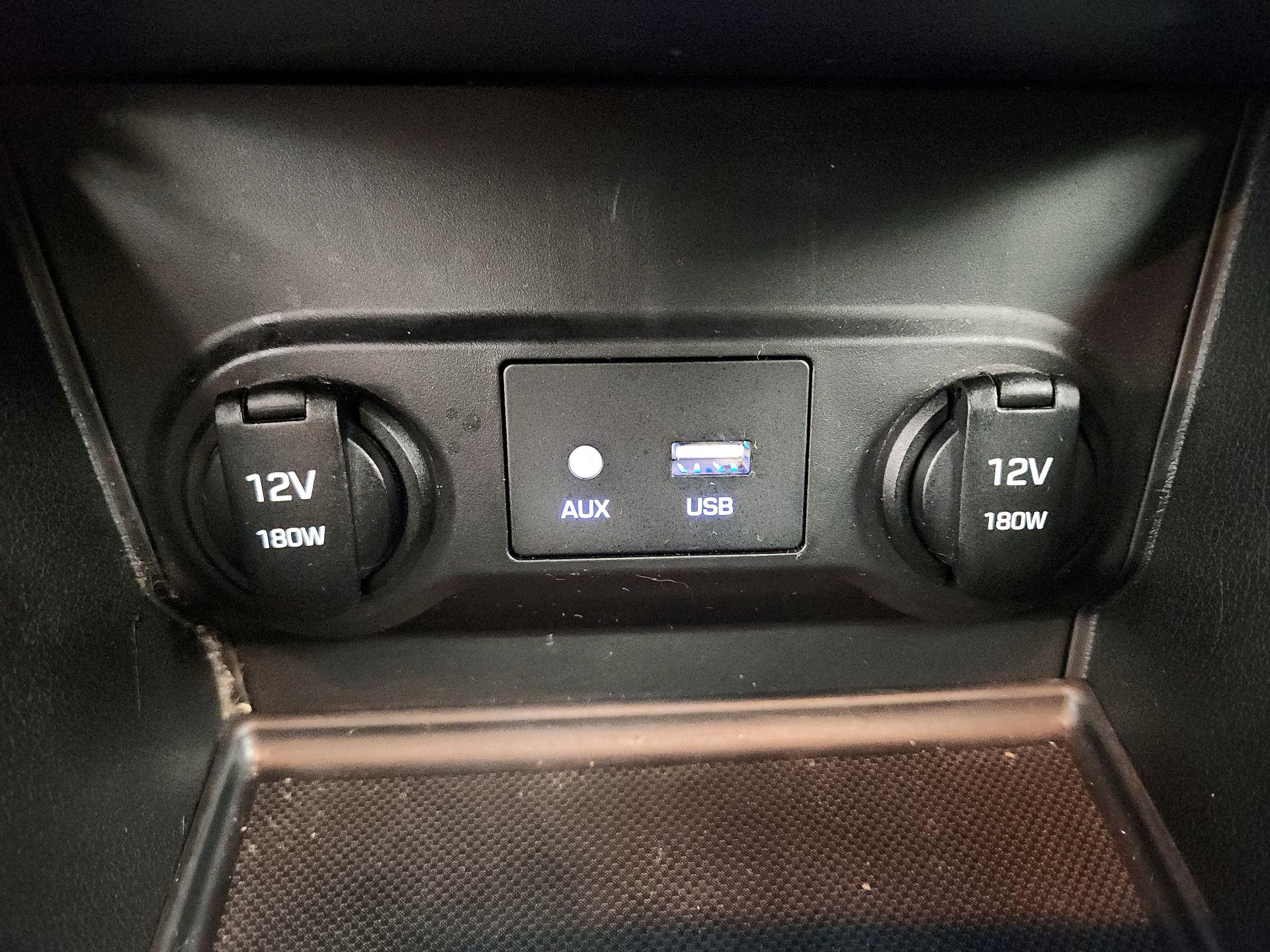 Thumbnail: 2018 Hyundai Accent - 18