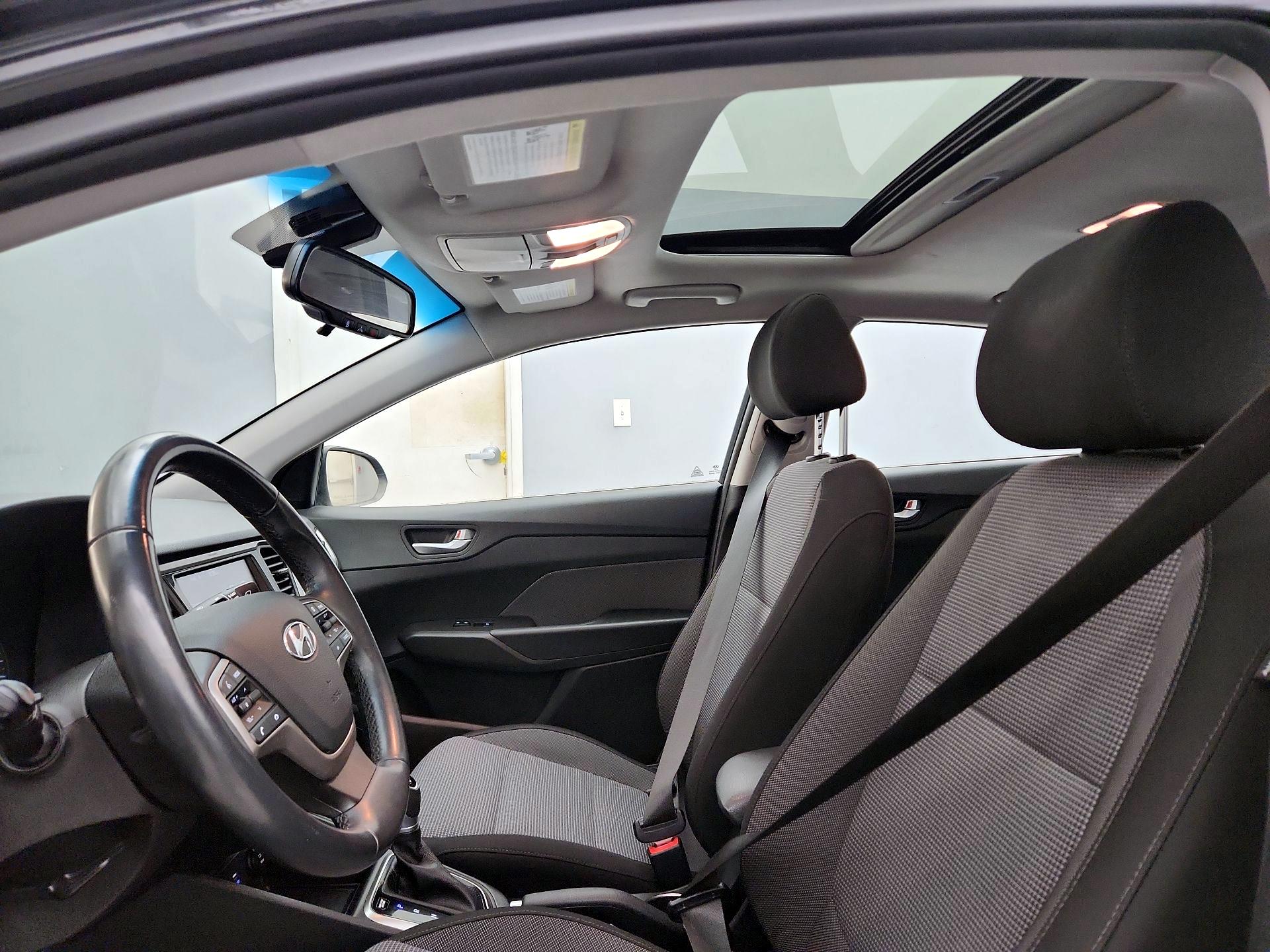 Thumbnail: 2018 Hyundai Accent - 19