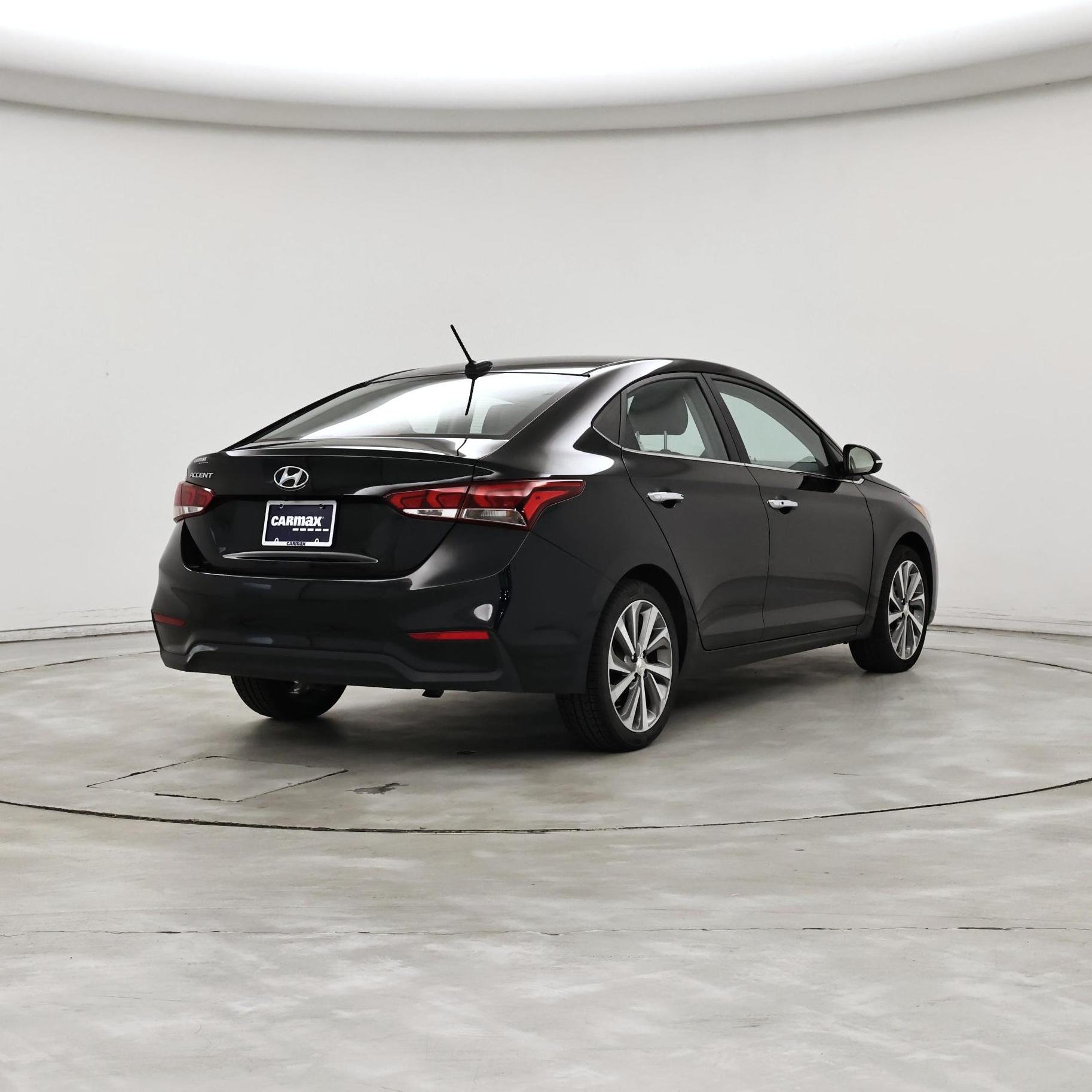 Thumbnail: 2018 Hyundai Accent - 8