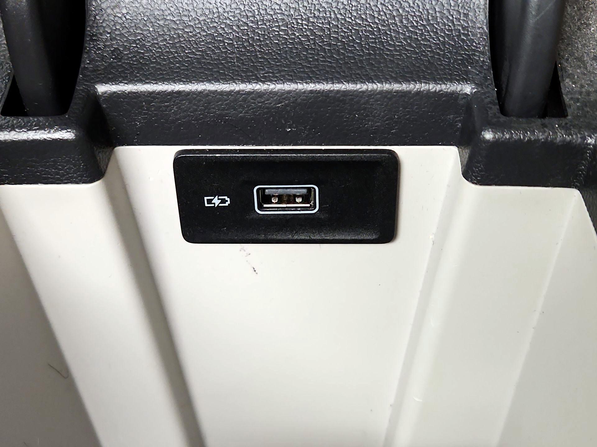 Thumbnail: 2020 Volkswagen Jetta - 18