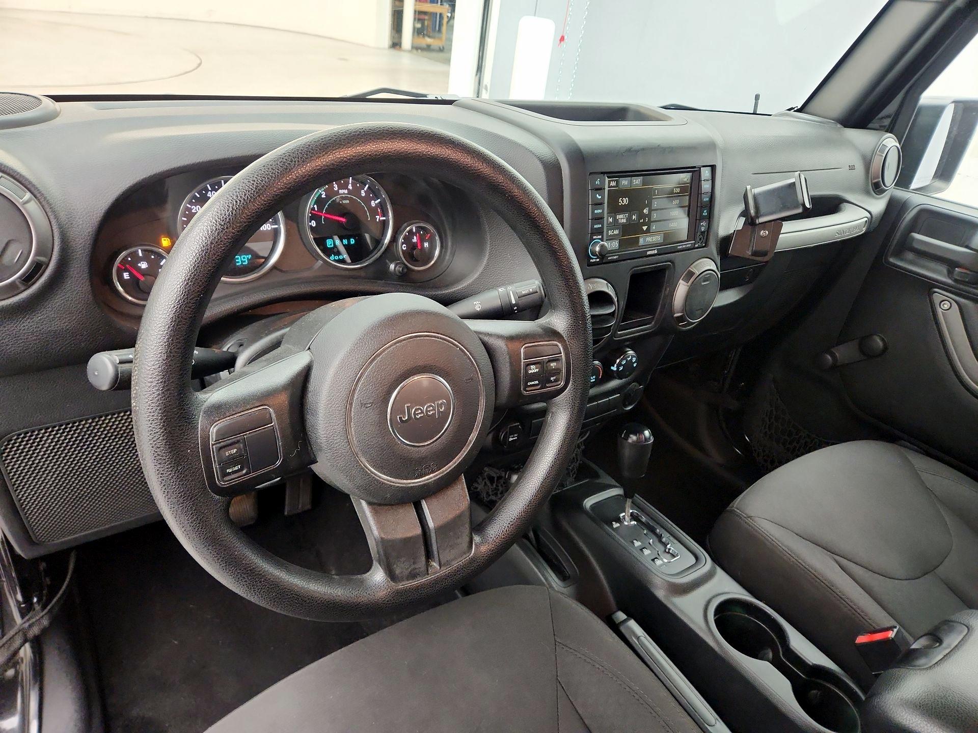 Thumbnail: 2016 Jeep Wrangler - 9