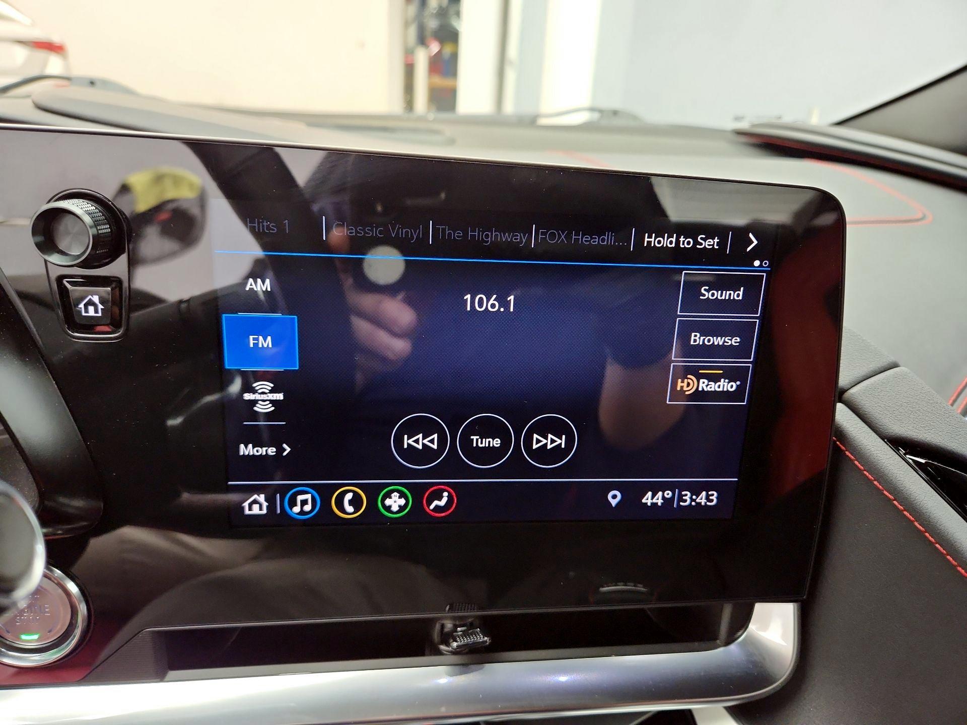 Thumbnail: 2020 Chevrolet Corvette - 15