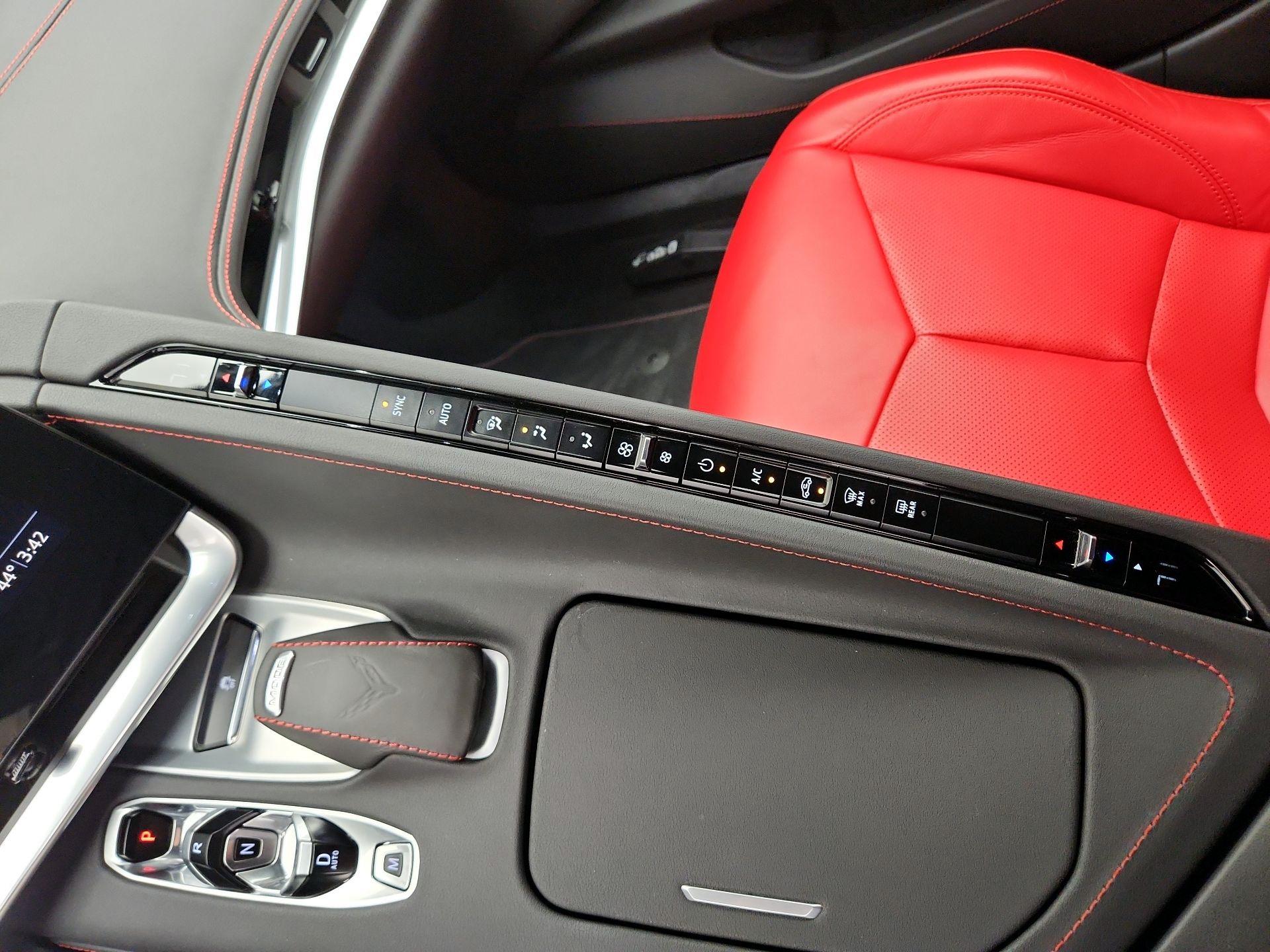 Thumbnail: 2020 Chevrolet Corvette - 16