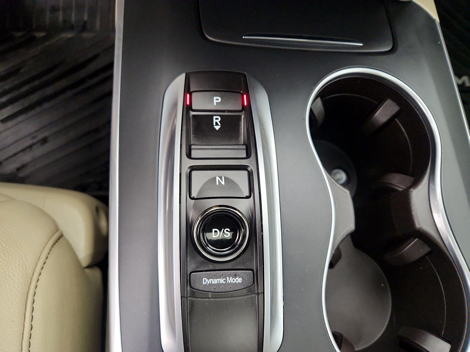 Thumbnail: 2019 Acura MDX - 18