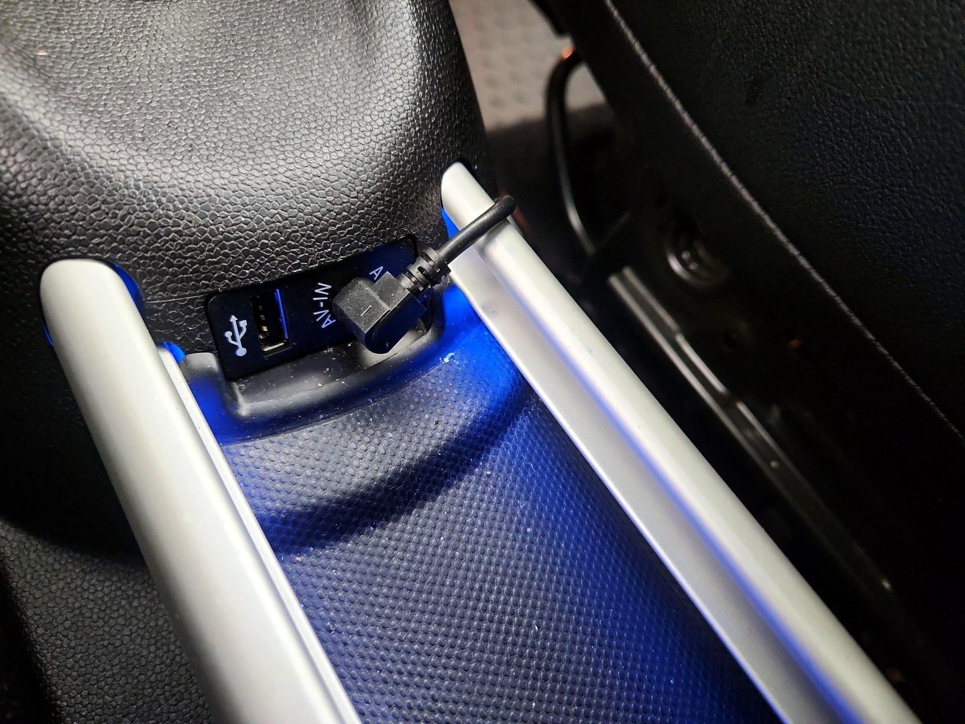 Thumbnail: 2016 MINI Cooper Countryman - 17