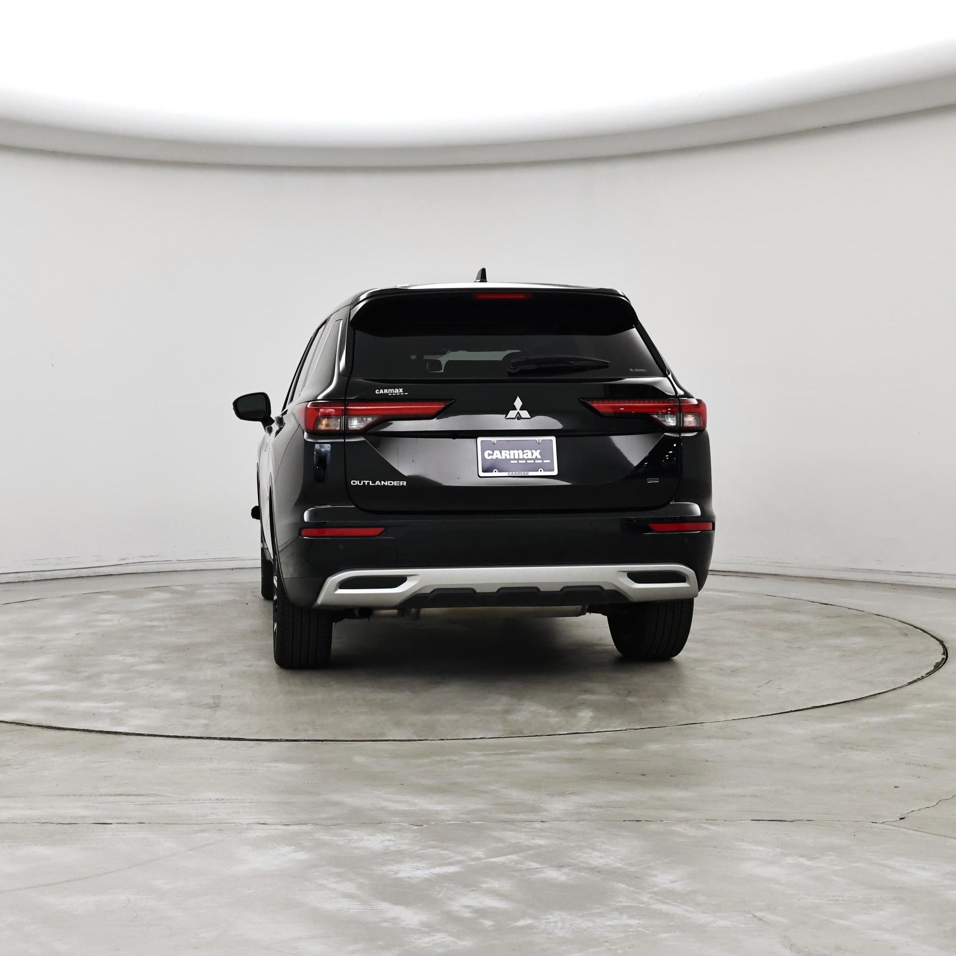 Thumbnail: 2024 Mitsubishi Outlander - 6