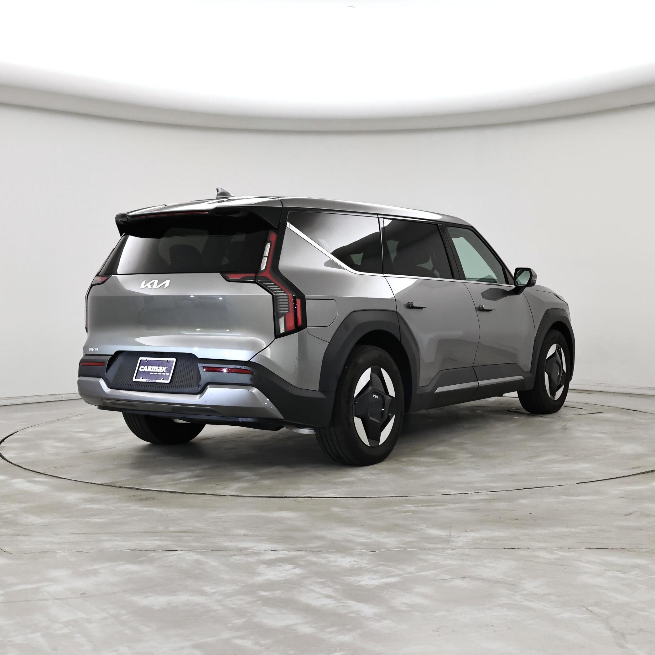 Thumbnail: 2024 Kia EV9 - 8