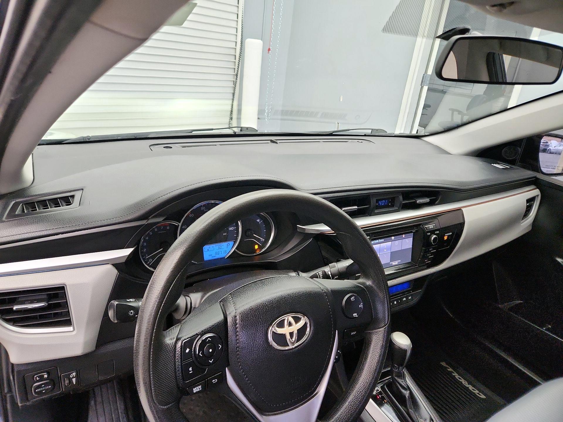 Thumbnail: 2016 Toyota Corolla - 9