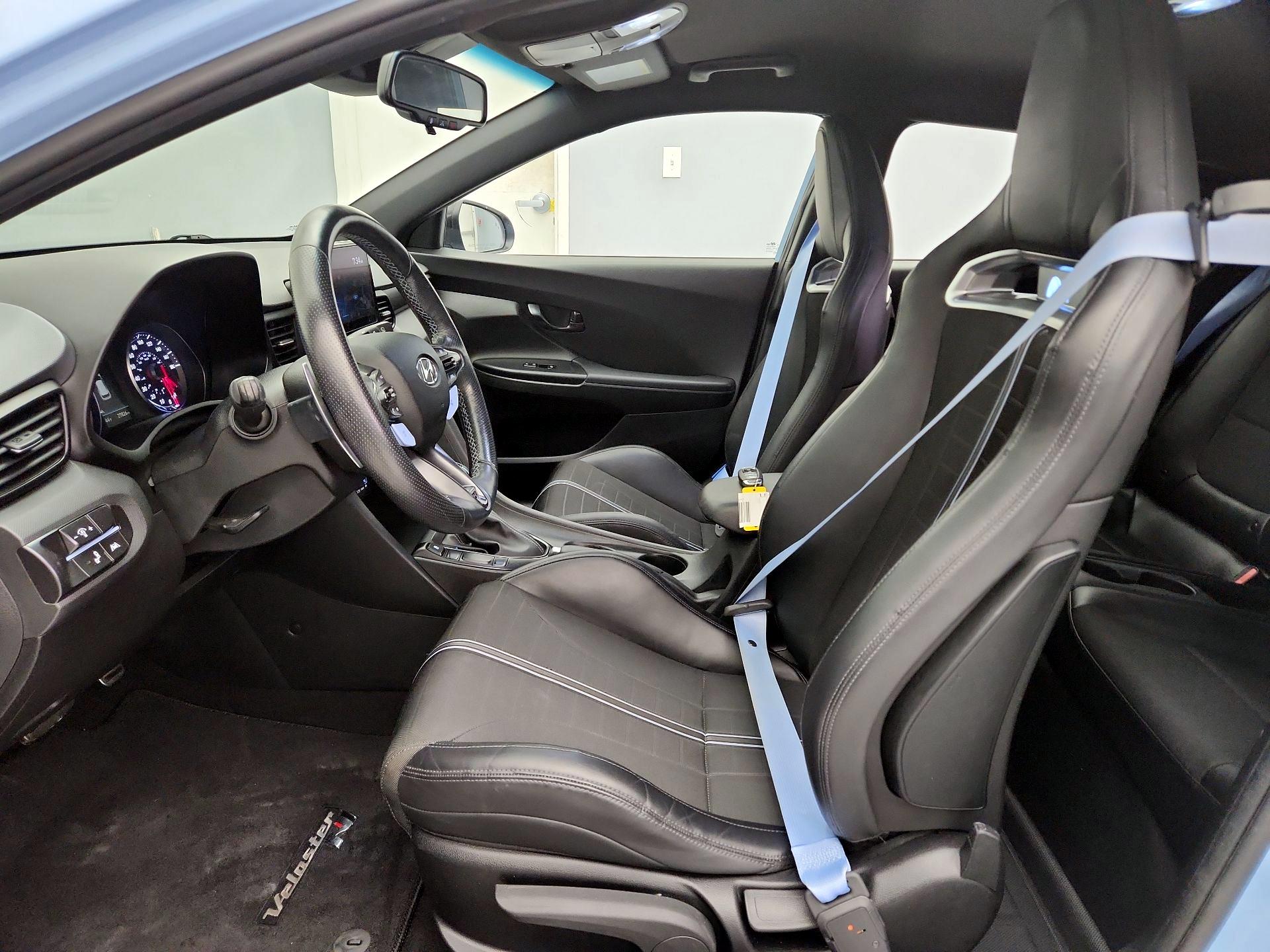 Thumbnail: 2021 Hyundai Veloster - 11