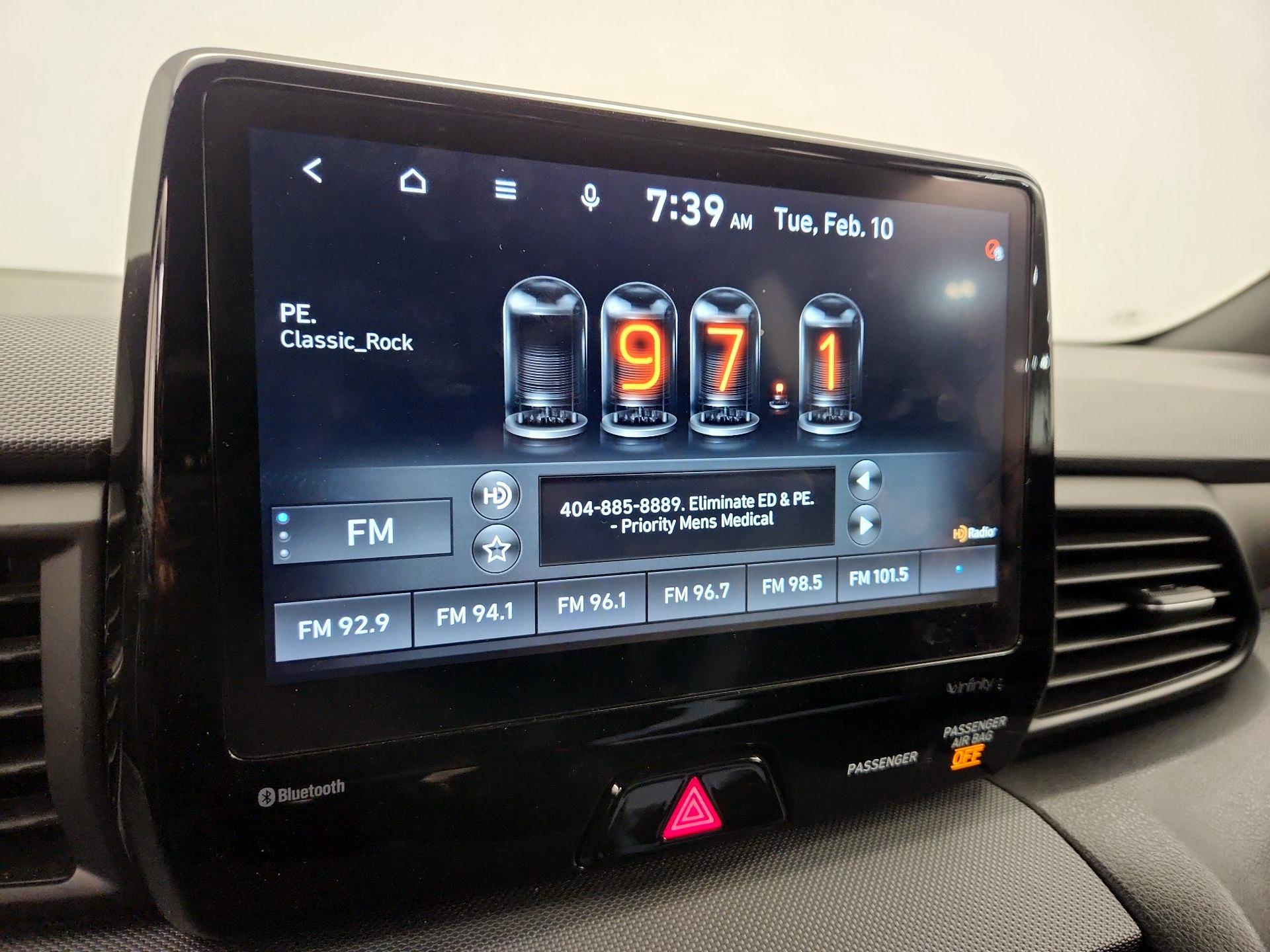 Thumbnail: 2021 Hyundai Veloster - 16