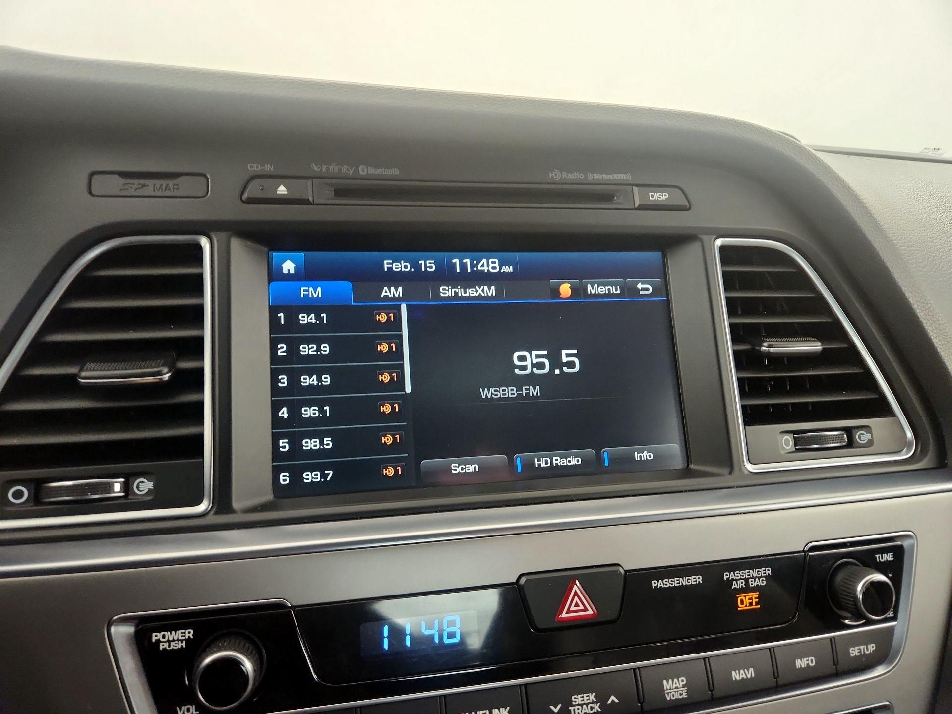 Thumbnail: 2015 Hyundai Sonata - 16