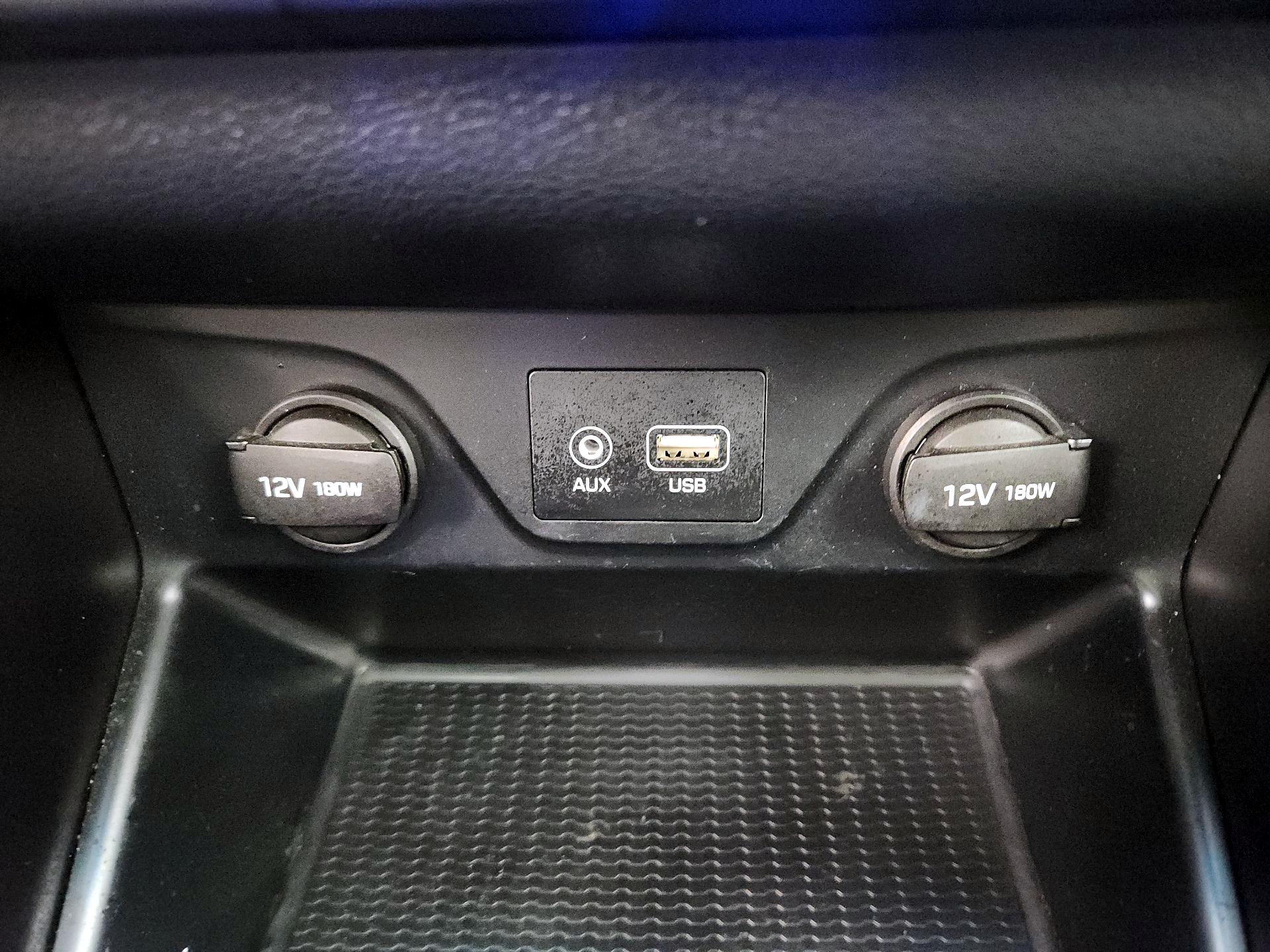 Thumbnail: 2016 Hyundai Tucson - 19