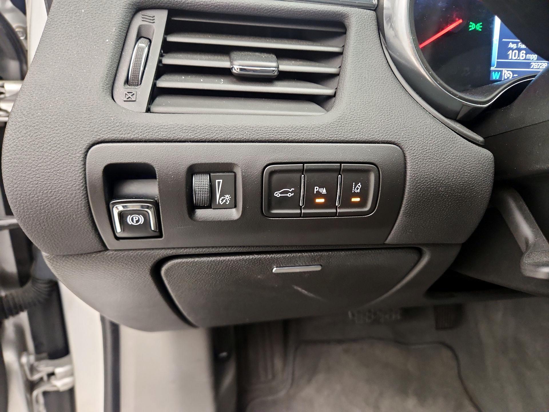 Thumbnail: 2016 Chevrolet Impala - 13