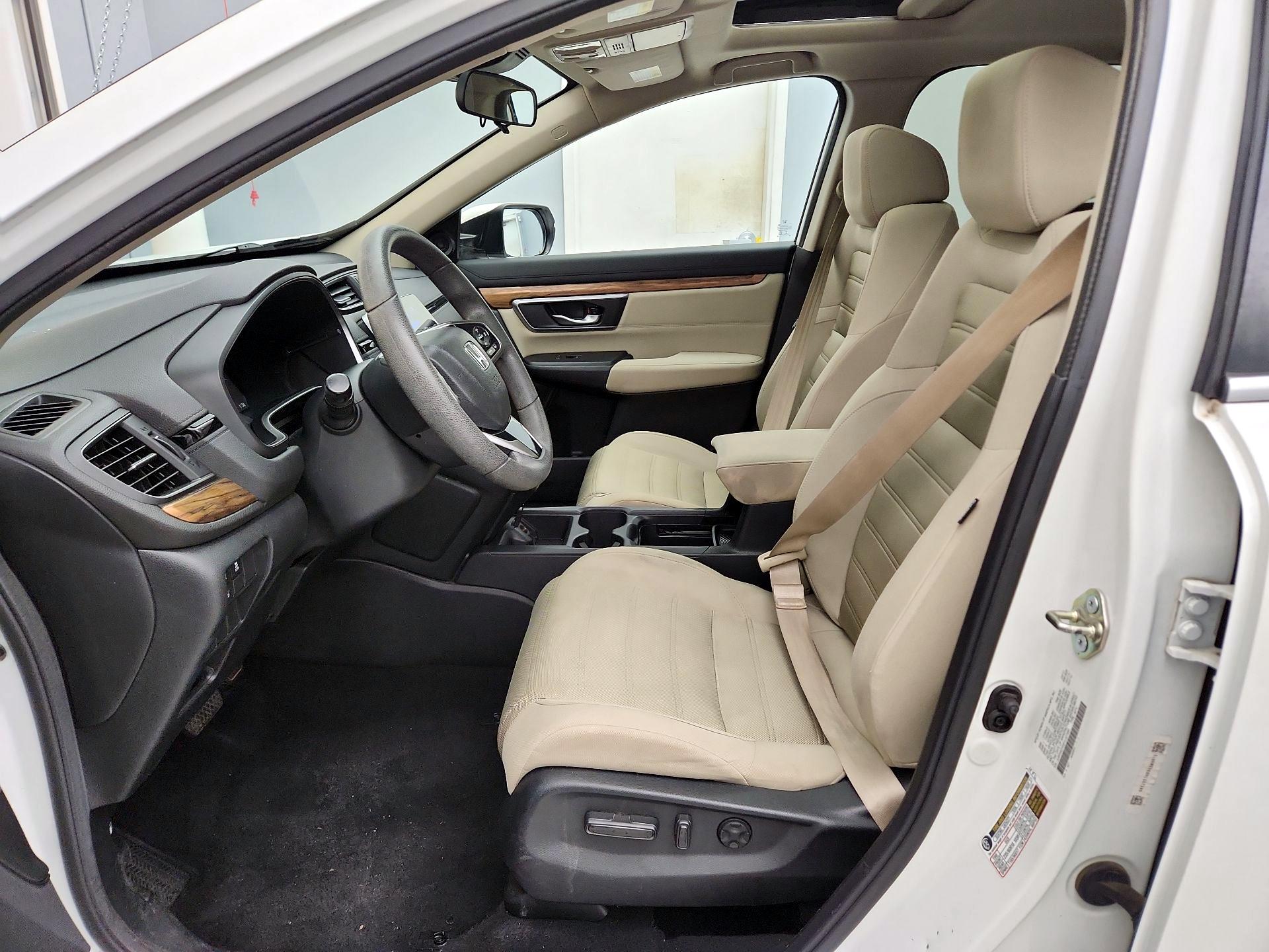 Thumbnail: 2017 Honda CR-V - 11