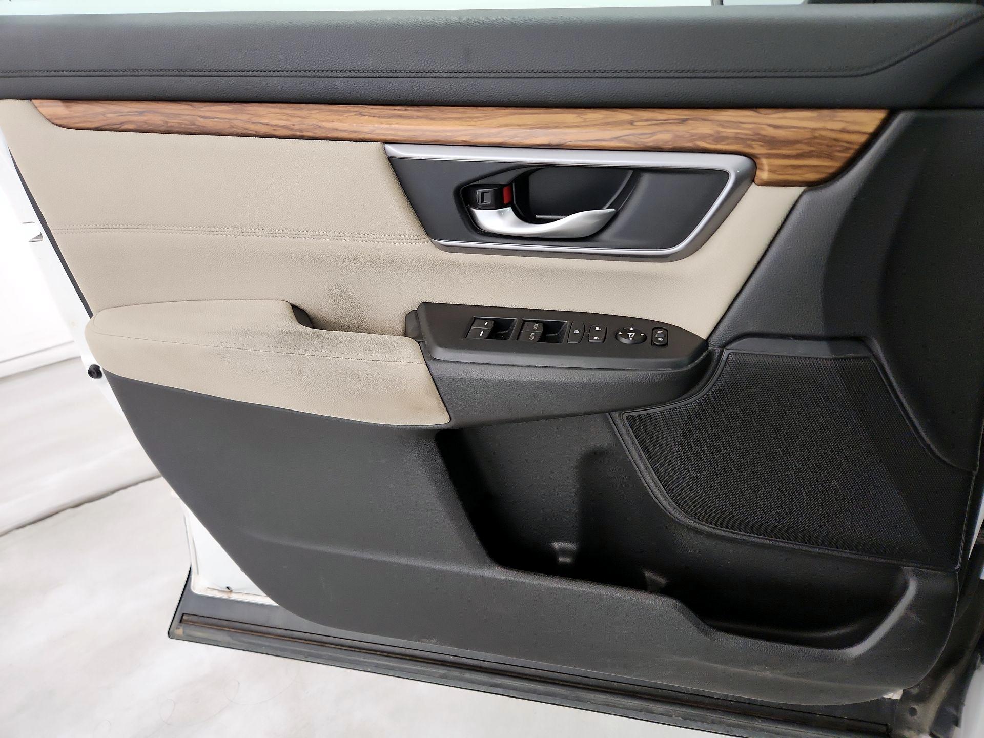 Thumbnail: 2017 Honda CR-V - 12
