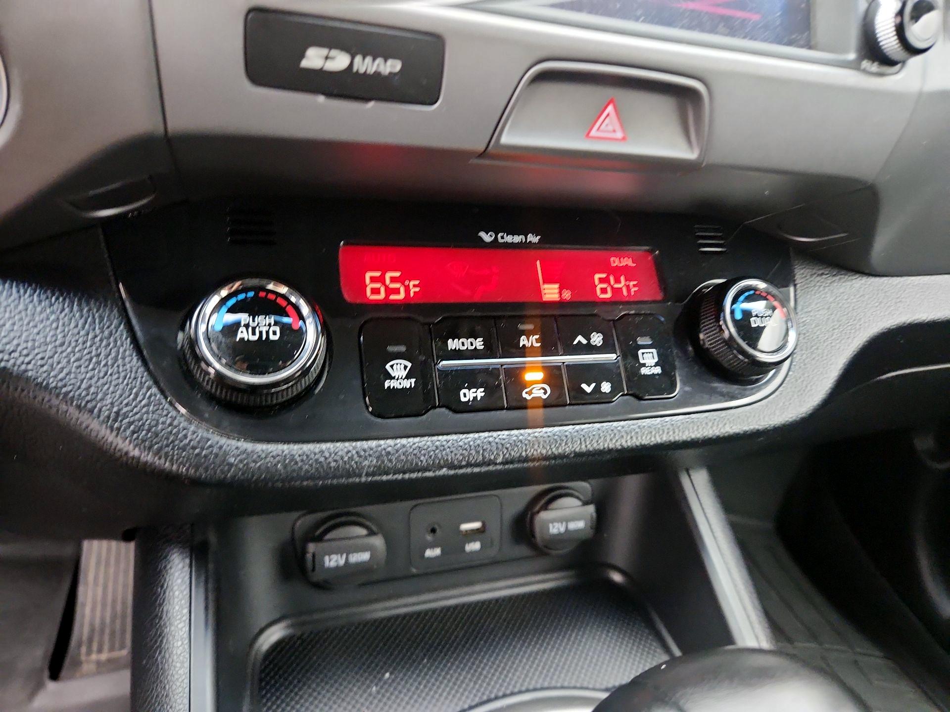 Thumbnail: 2016 Kia Sportage - 17