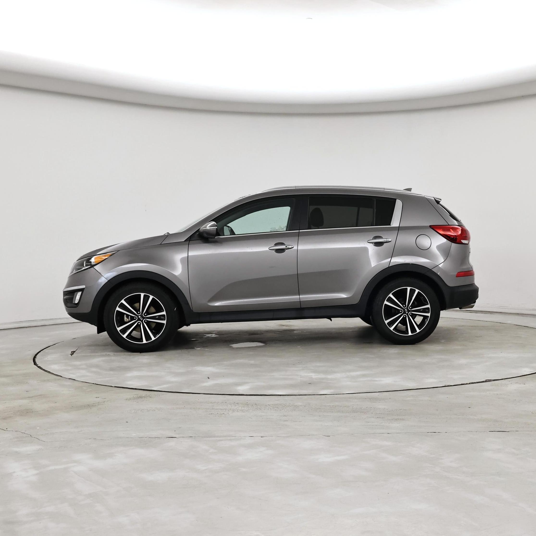 Thumbnail: 2016 Kia Sportage - 3
