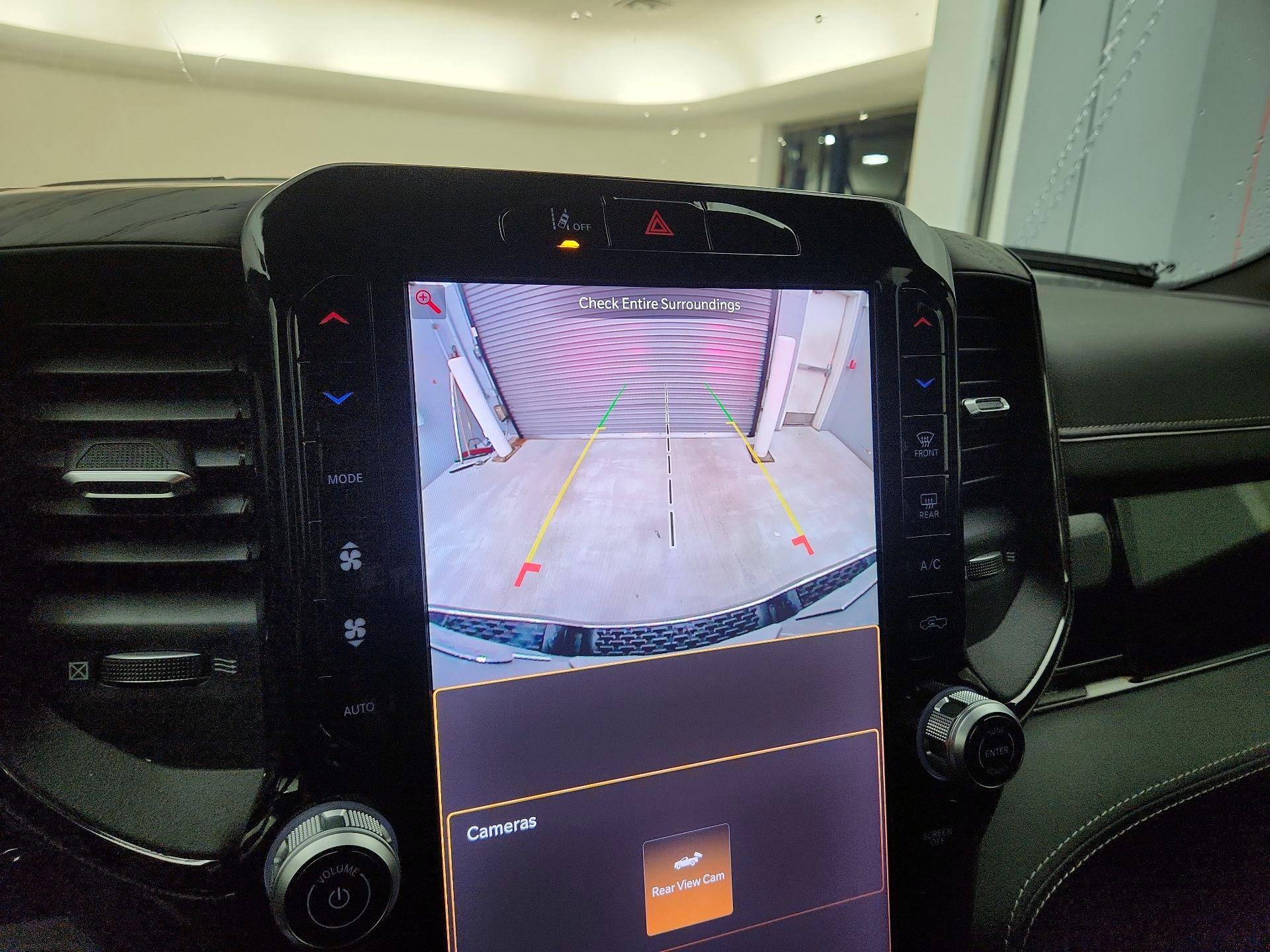 Thumbnail: 2025 RAM 1500 - 15