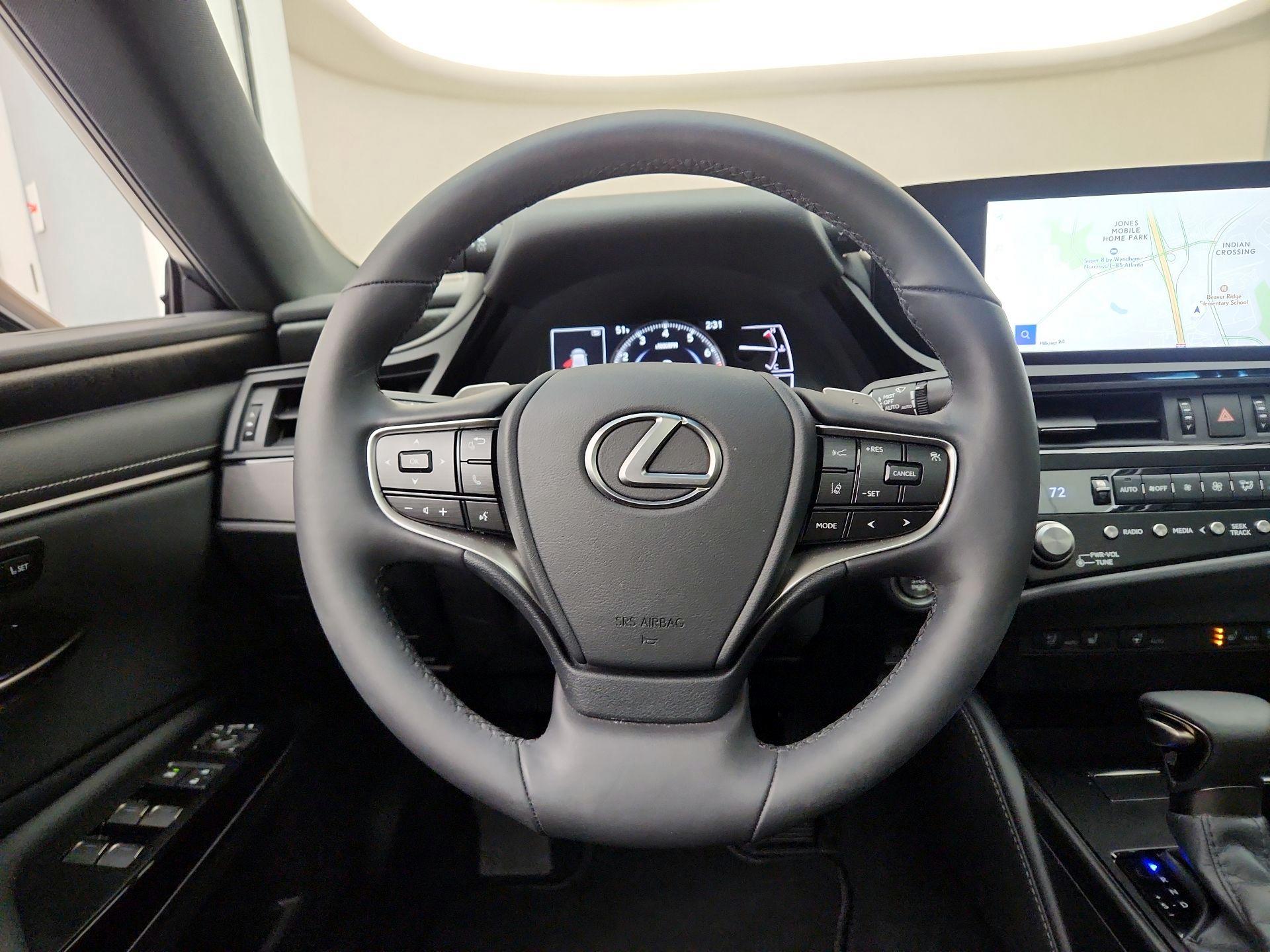 Thumbnail: 2024 Lexus ES - 10