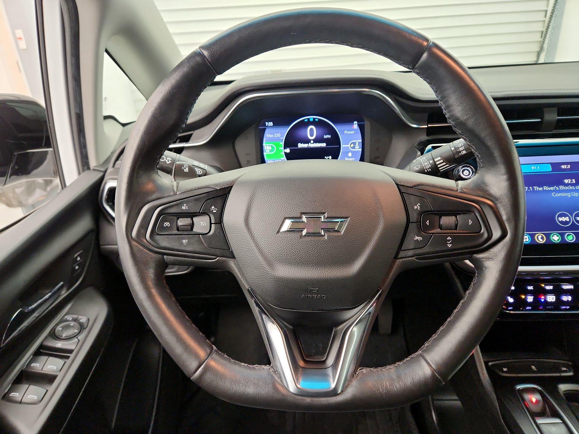 Thumbnail: 2022 Chevrolet Bolt EV - 10