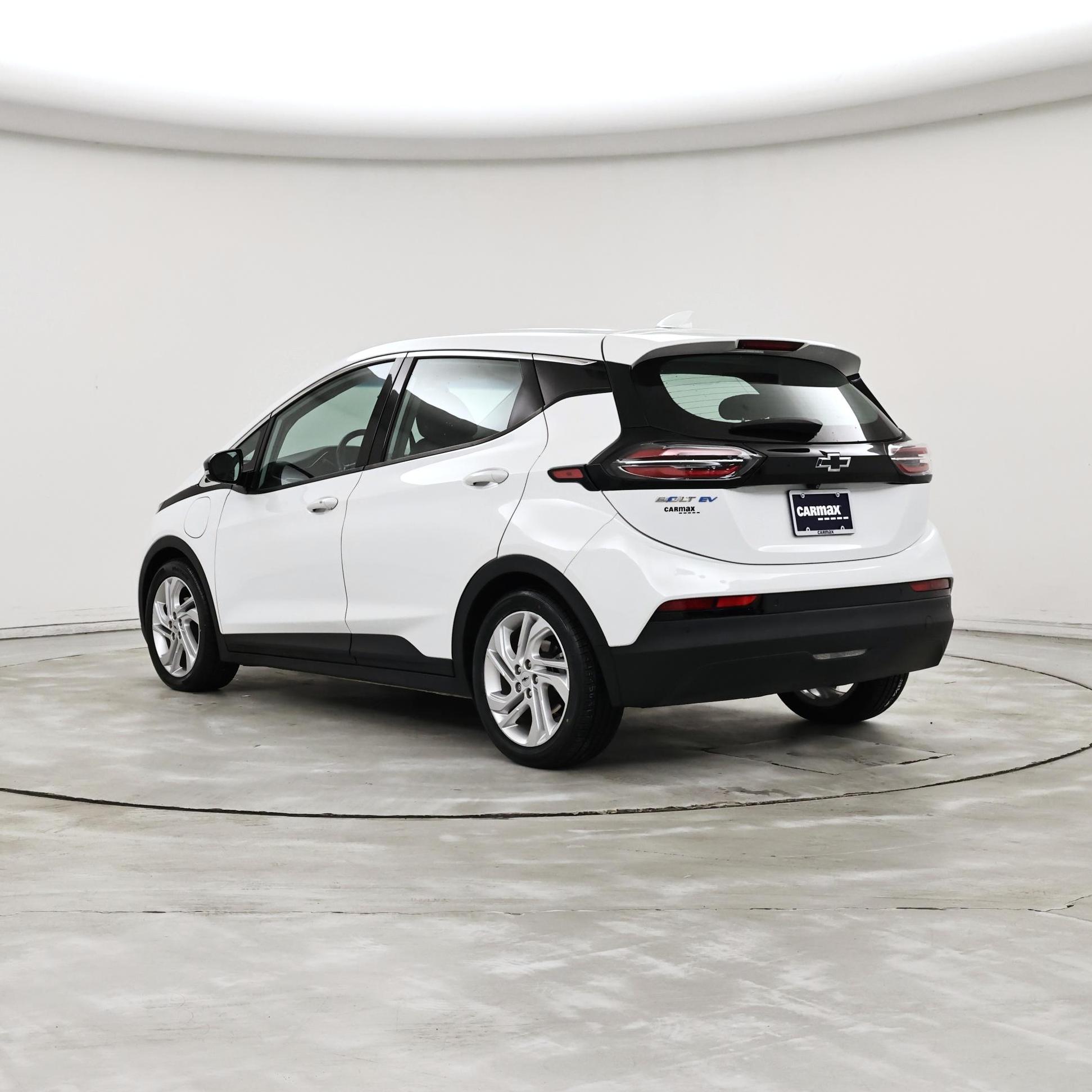 Thumbnail: 2022 Chevrolet Bolt EV - 2