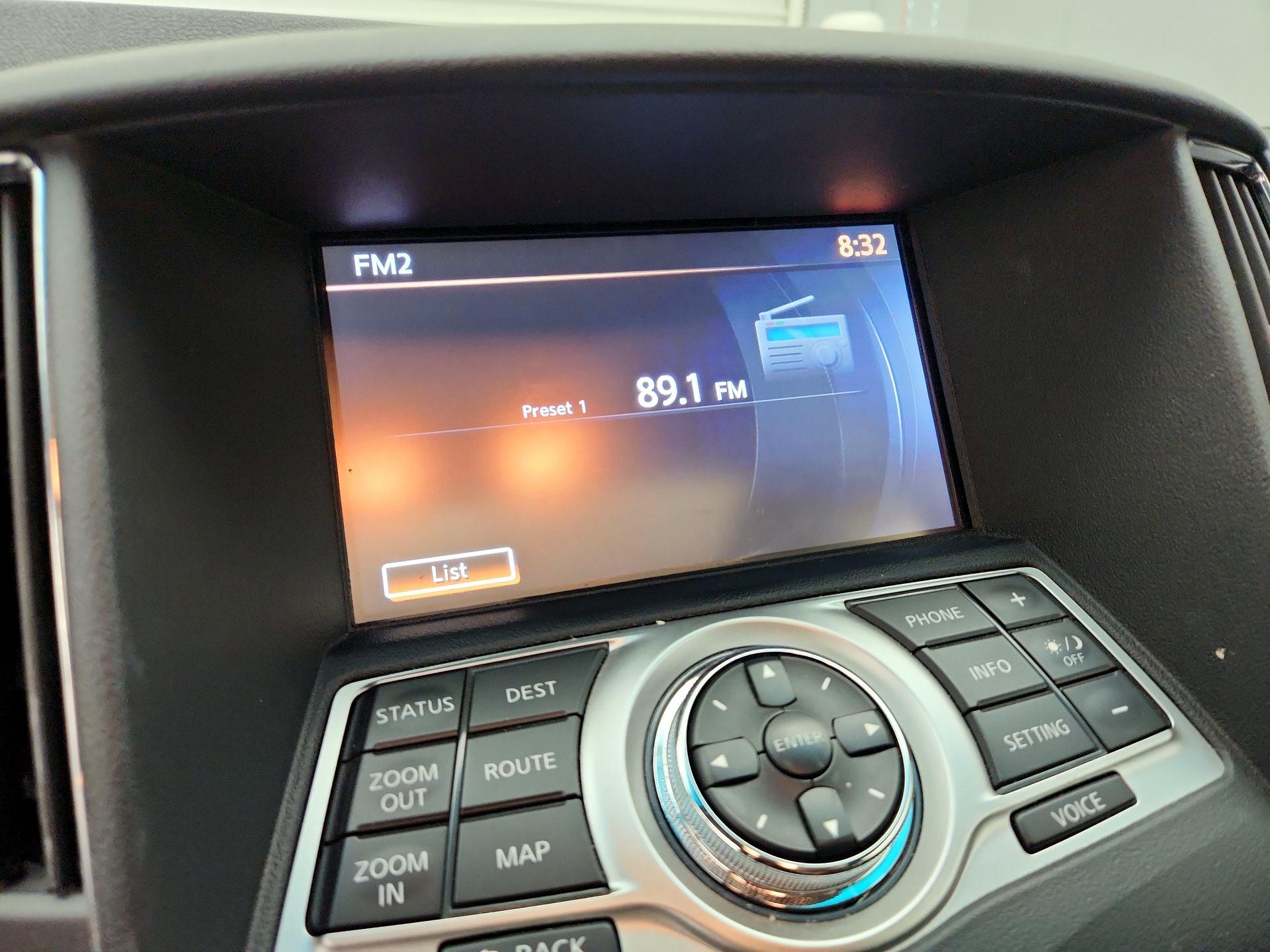 Thumbnail: 2014 Nissan Maxima - 16