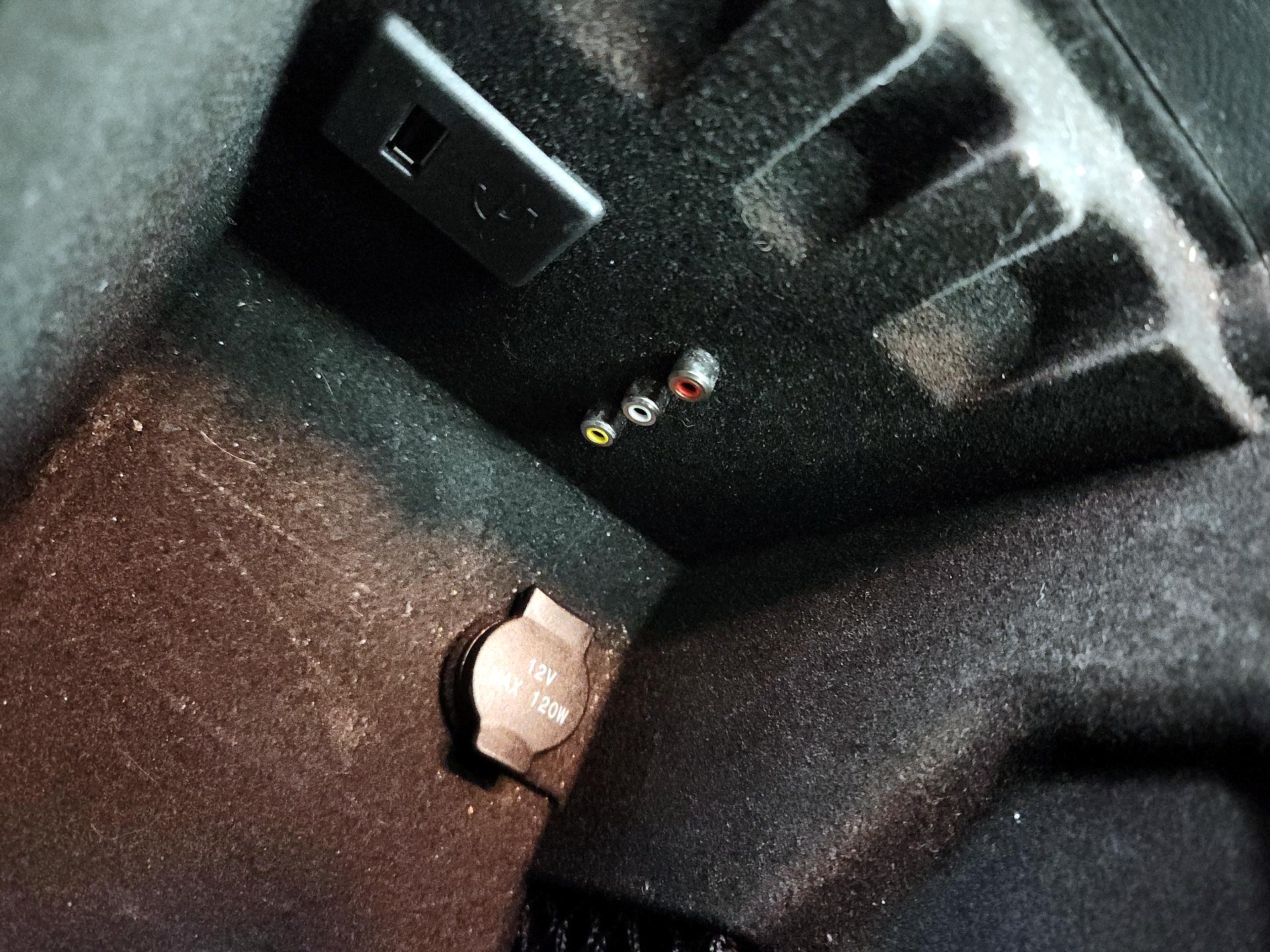 Thumbnail: 2014 Nissan Maxima - 19