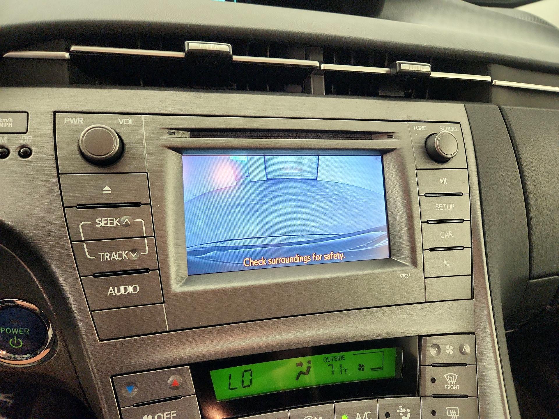 Thumbnail: 2015 Toyota Prius - 14