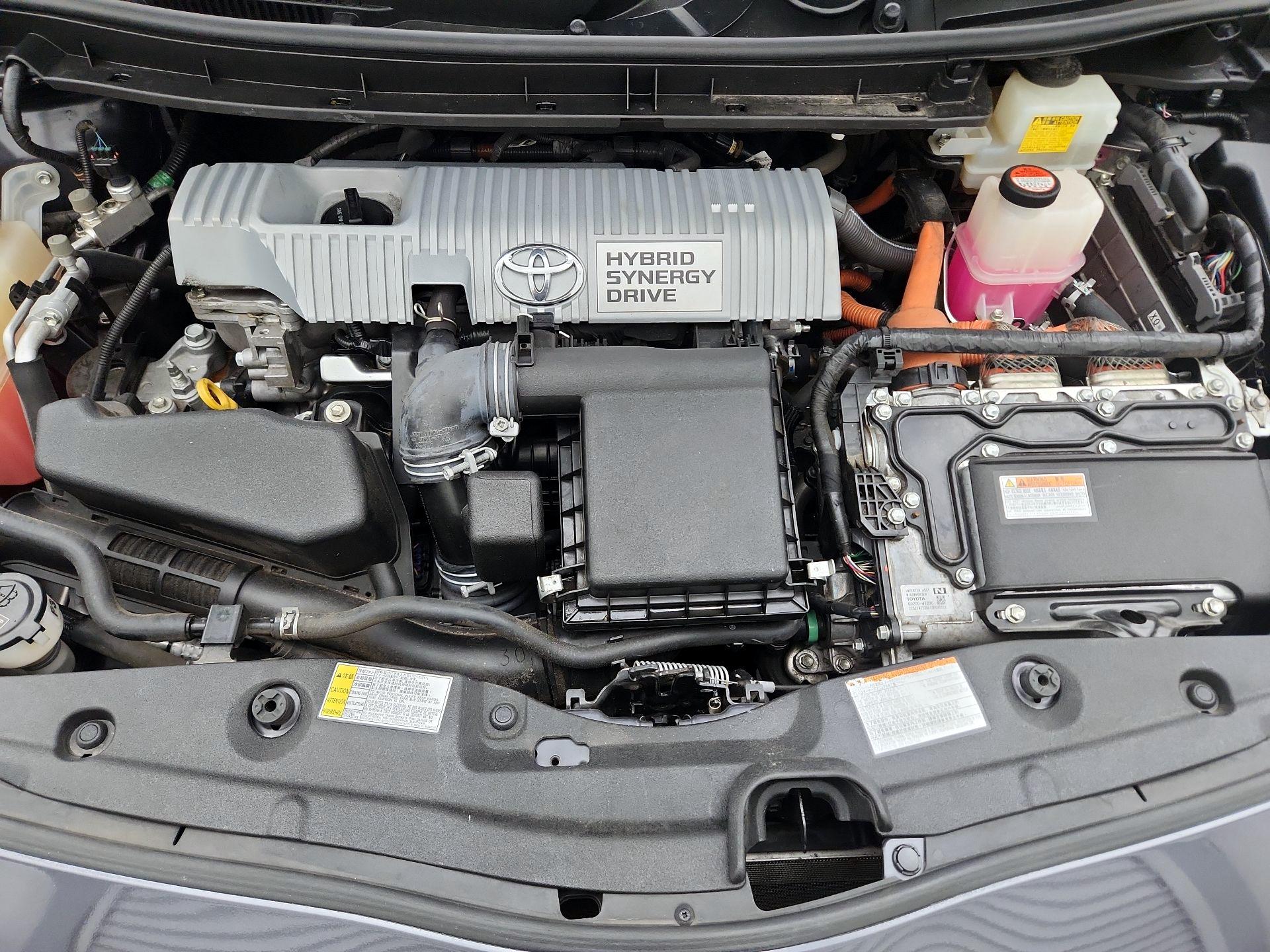 Thumbnail: 2015 Toyota Prius - 20