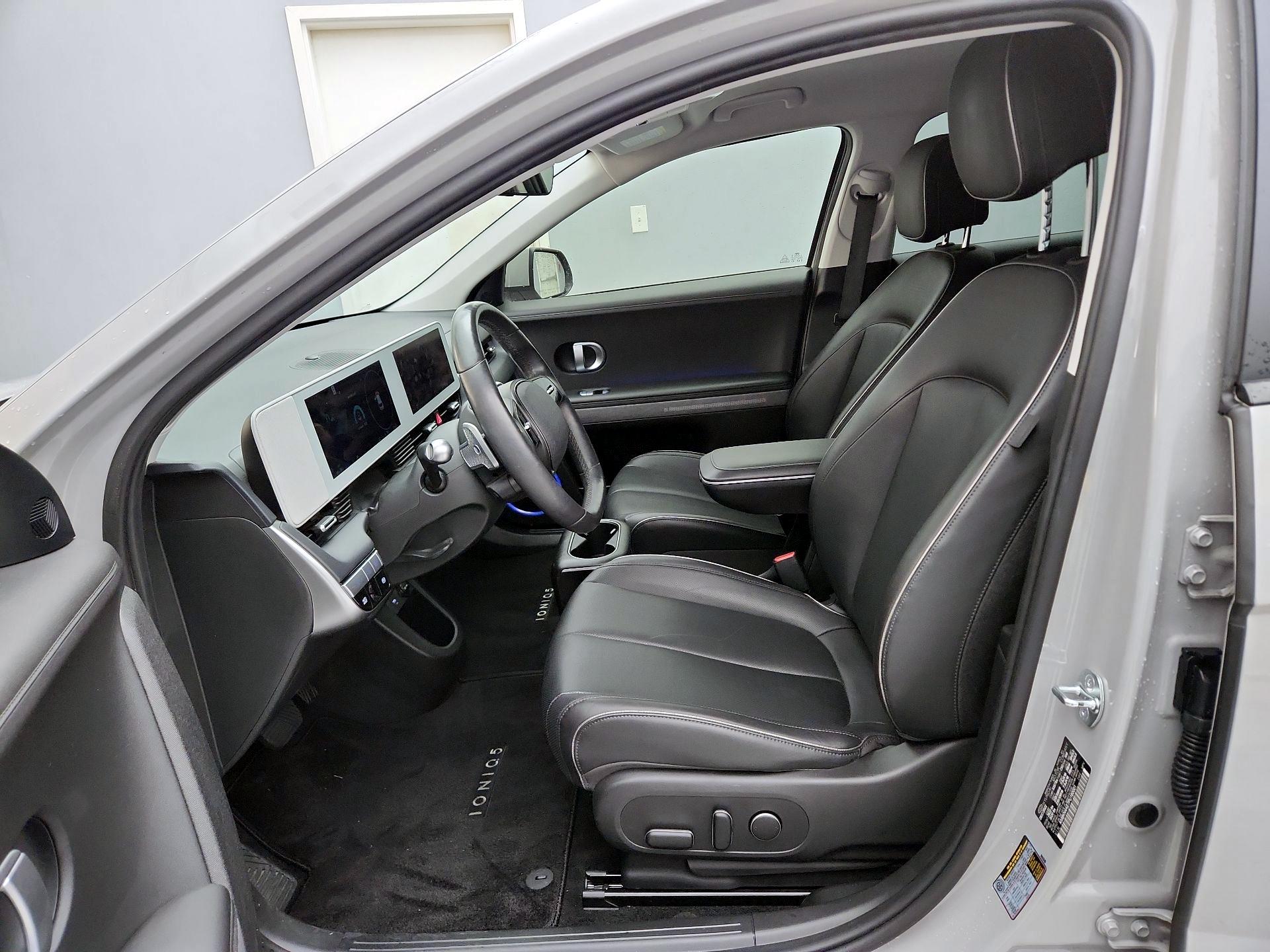 Thumbnail: 2023 Hyundai Ioniq 5 - 11