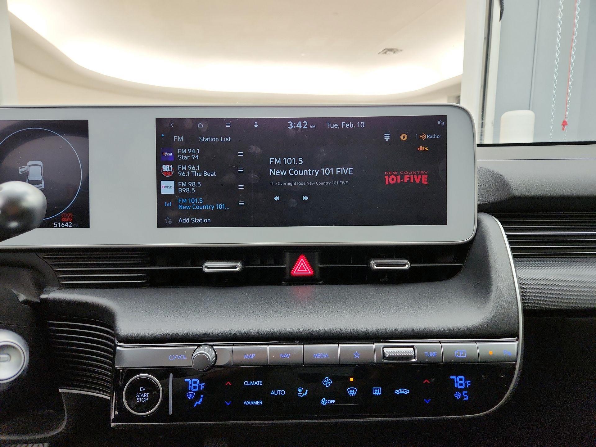 Thumbnail: 2023 Hyundai Ioniq 5 - 16