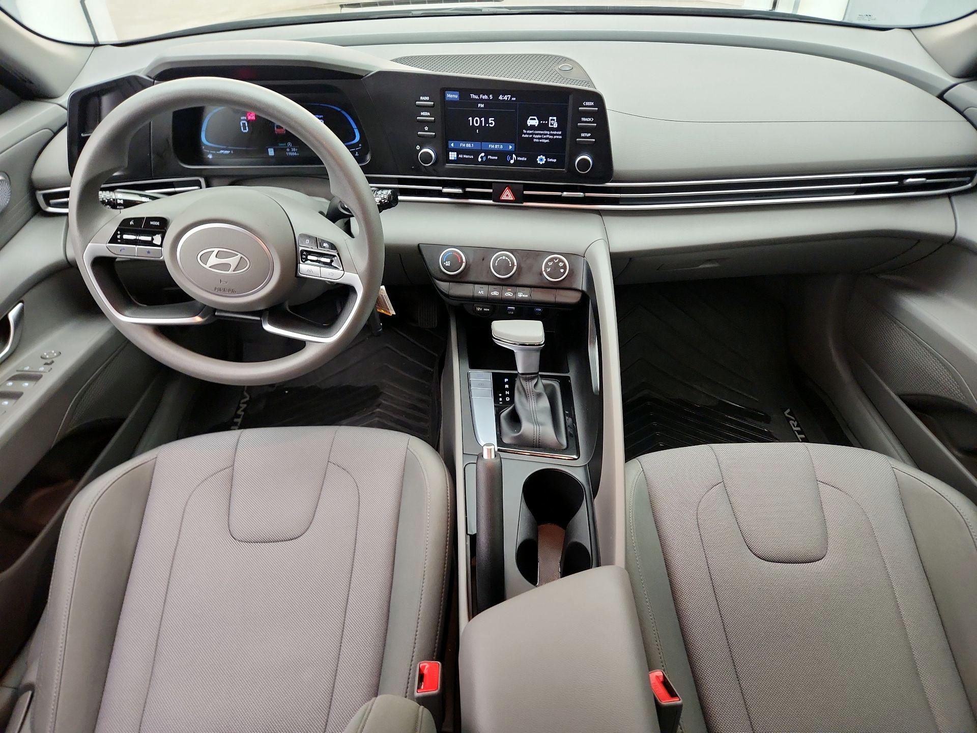 Thumbnail: 2024 Hyundai Elantra - 9
