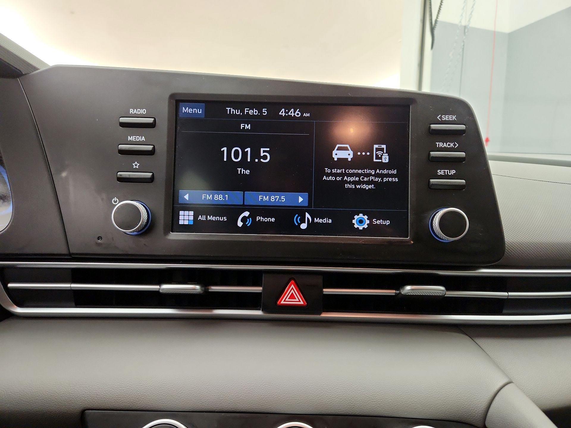 Thumbnail: 2024 Hyundai Elantra - 15