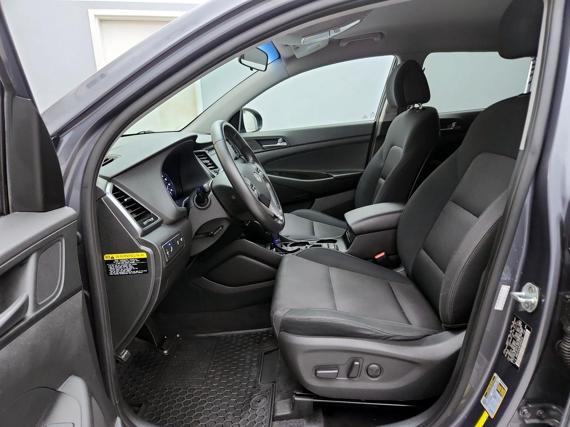 Thumbnail: 2017 Hyundai Tucson - 11