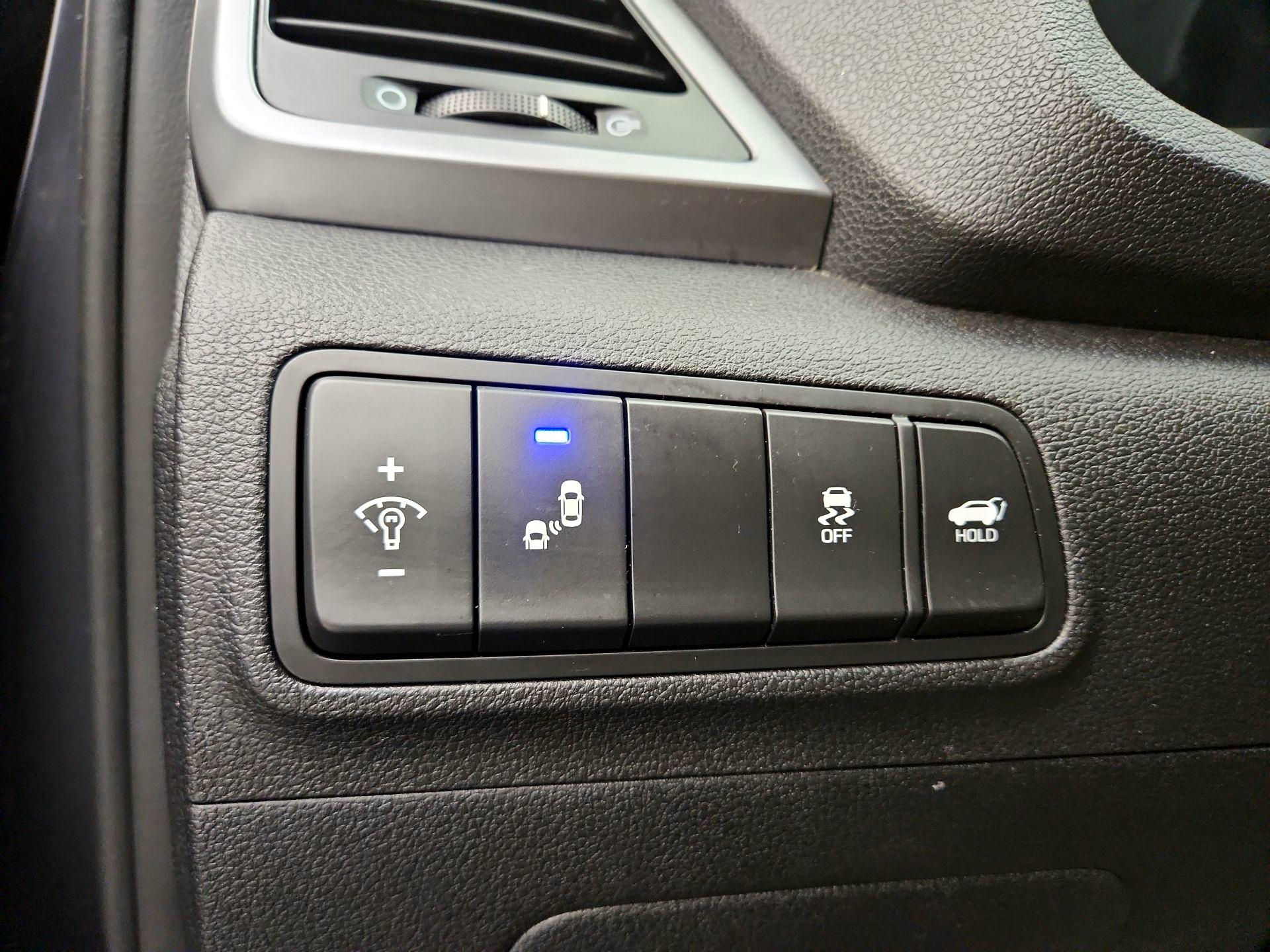 Thumbnail: 2017 Hyundai Tucson - 13