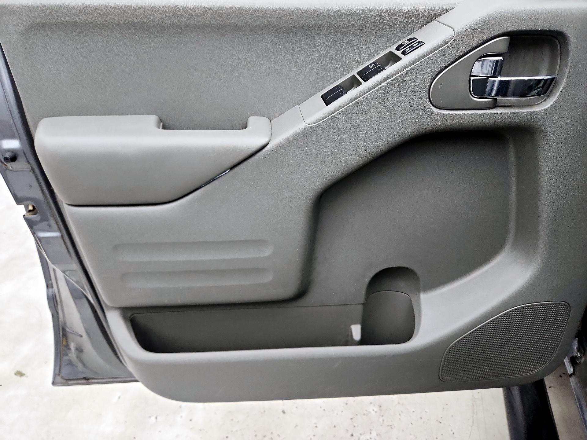 Thumbnail: 2016 Nissan Frontier - 12