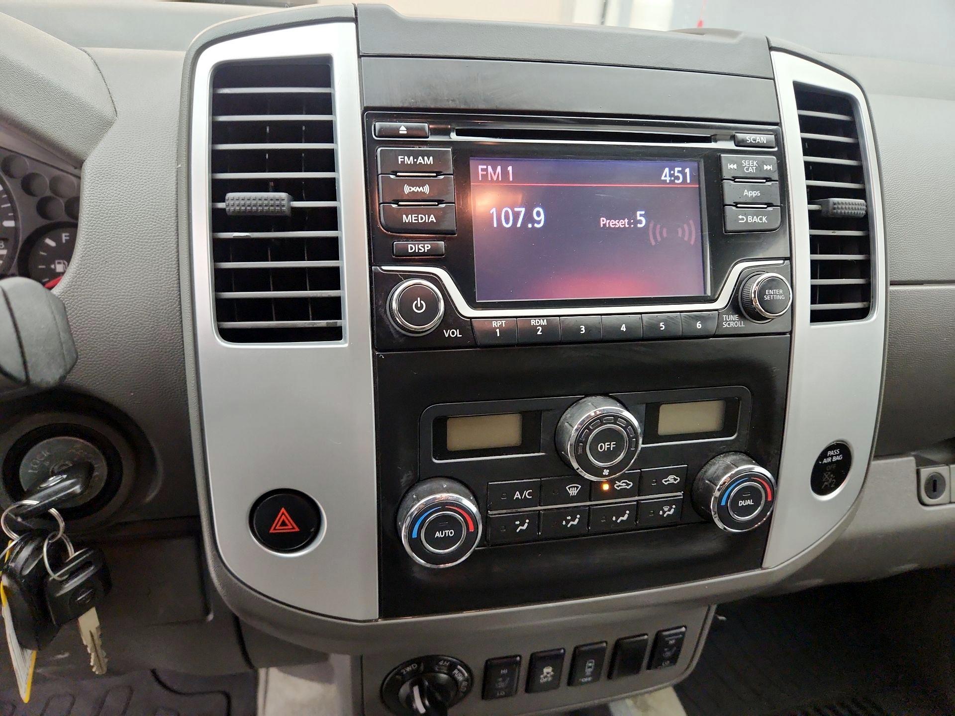 Thumbnail: 2016 Nissan Frontier - 15