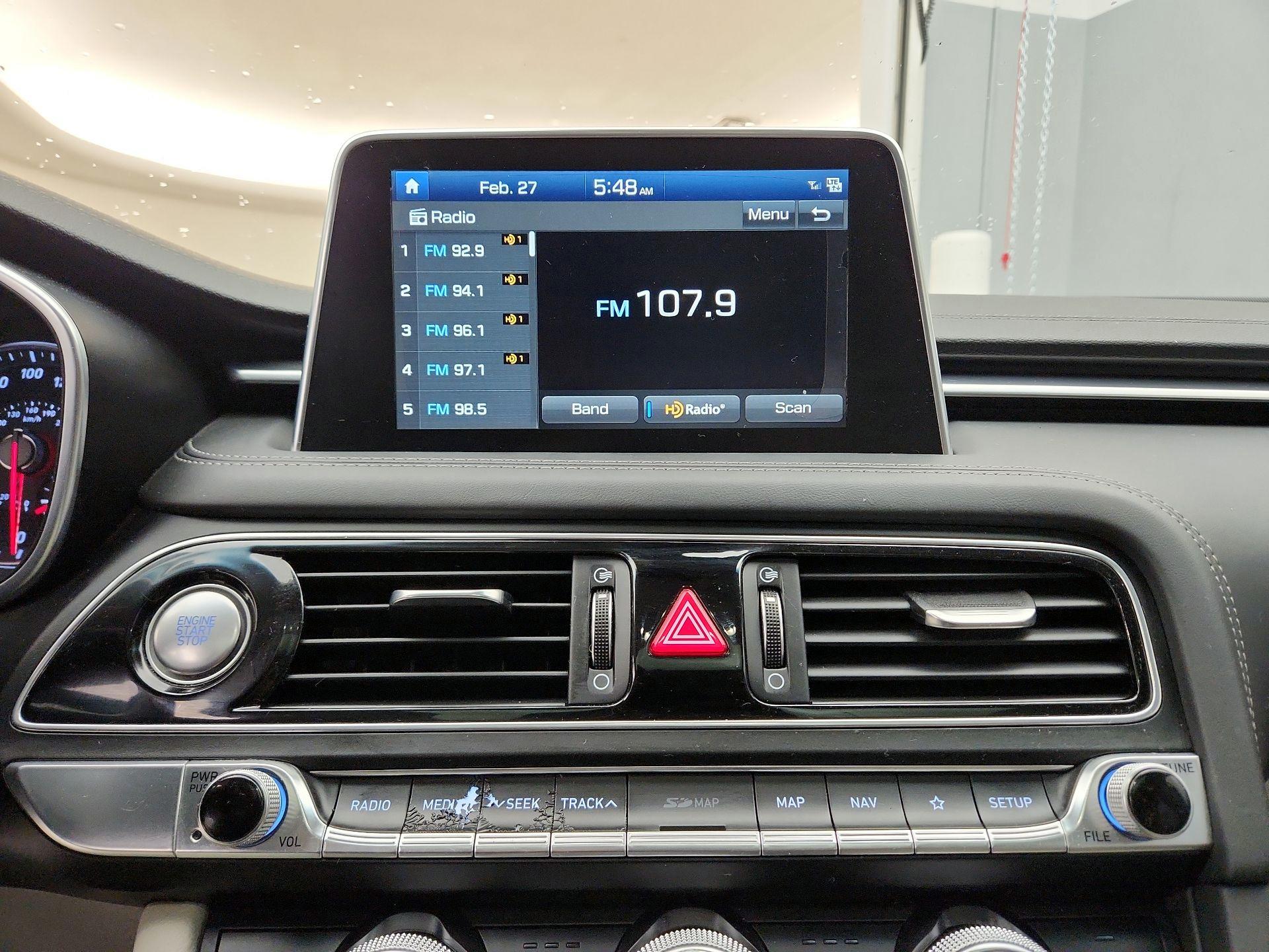 Thumbnail: 2019 Genesis G70 - 16