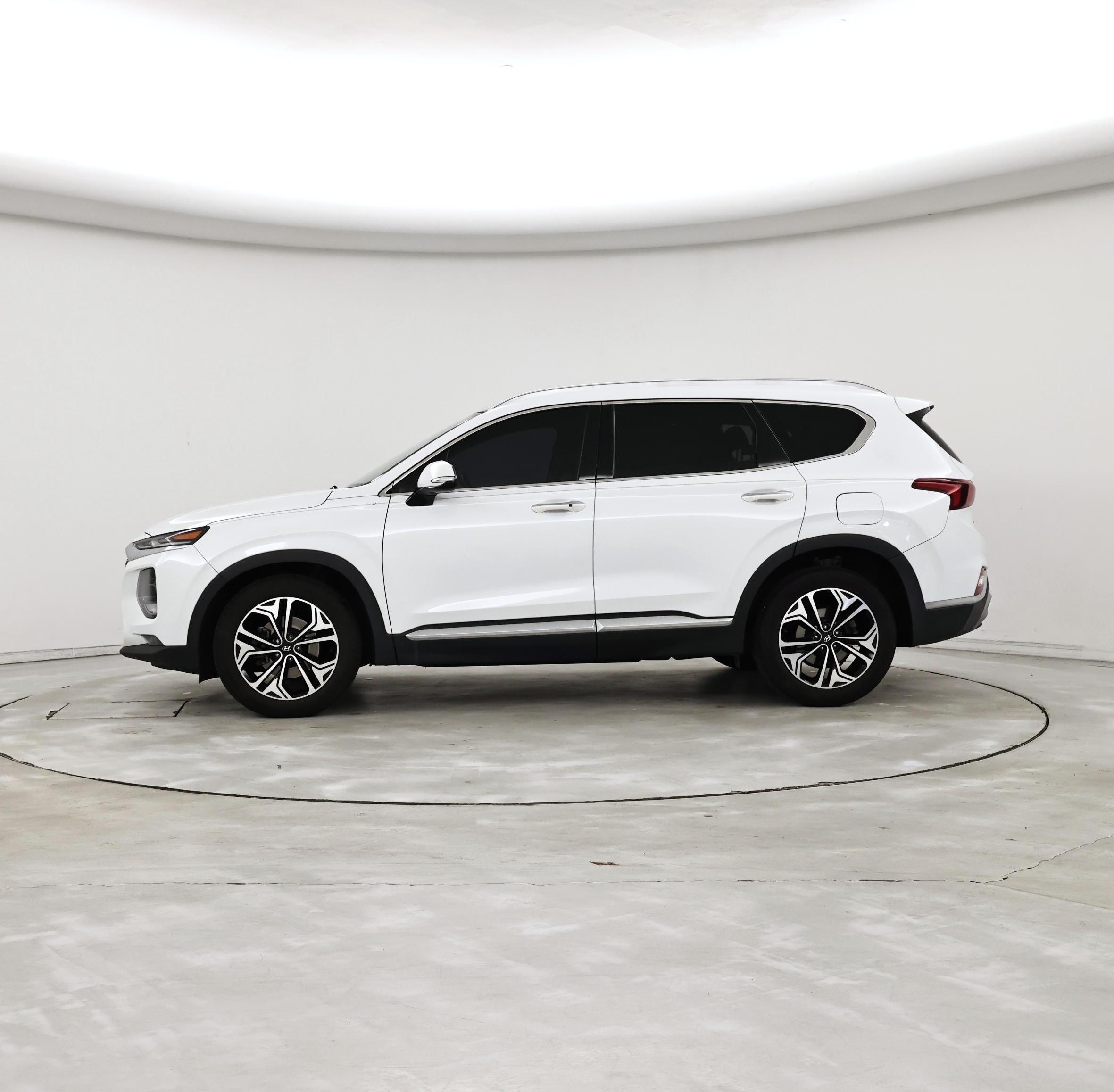 Thumbnail: 2019 Hyundai Santa Fe - 3