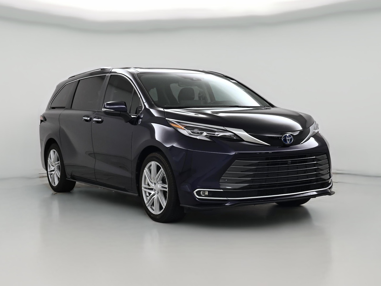2023 Toyota Sienna Platinum