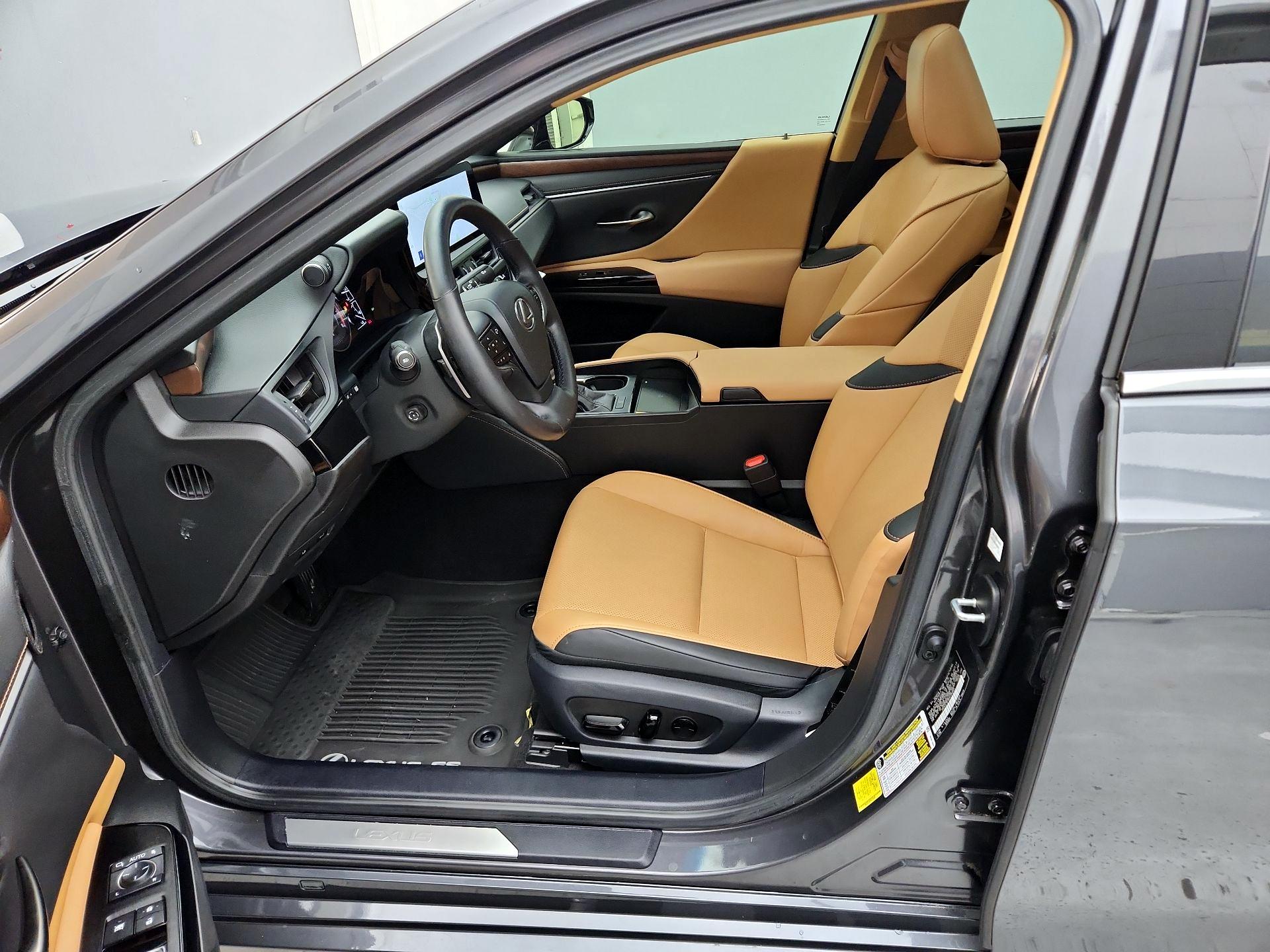 Thumbnail: 2025 Lexus ES - 11