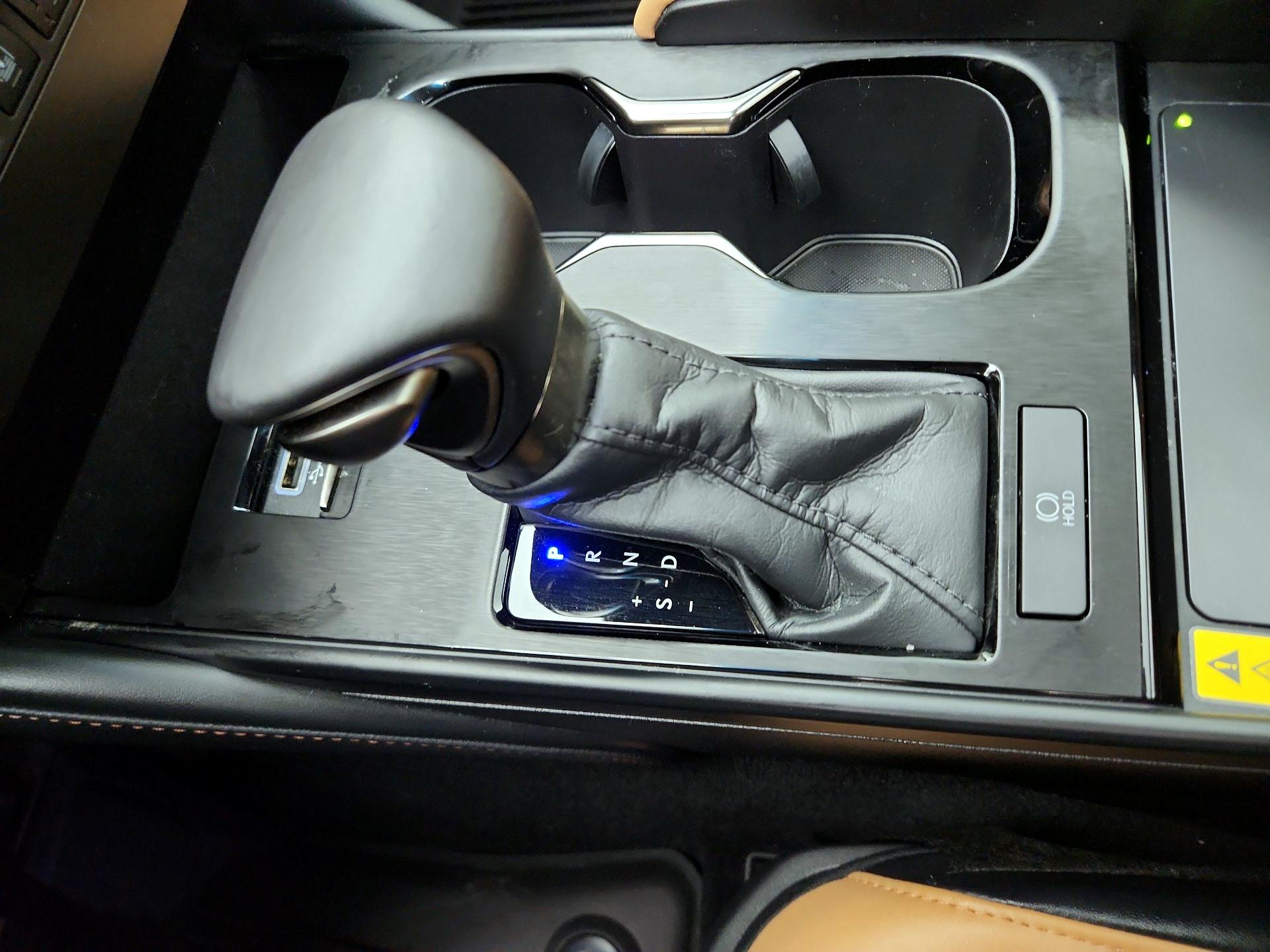 Thumbnail: 2025 Lexus ES - 18